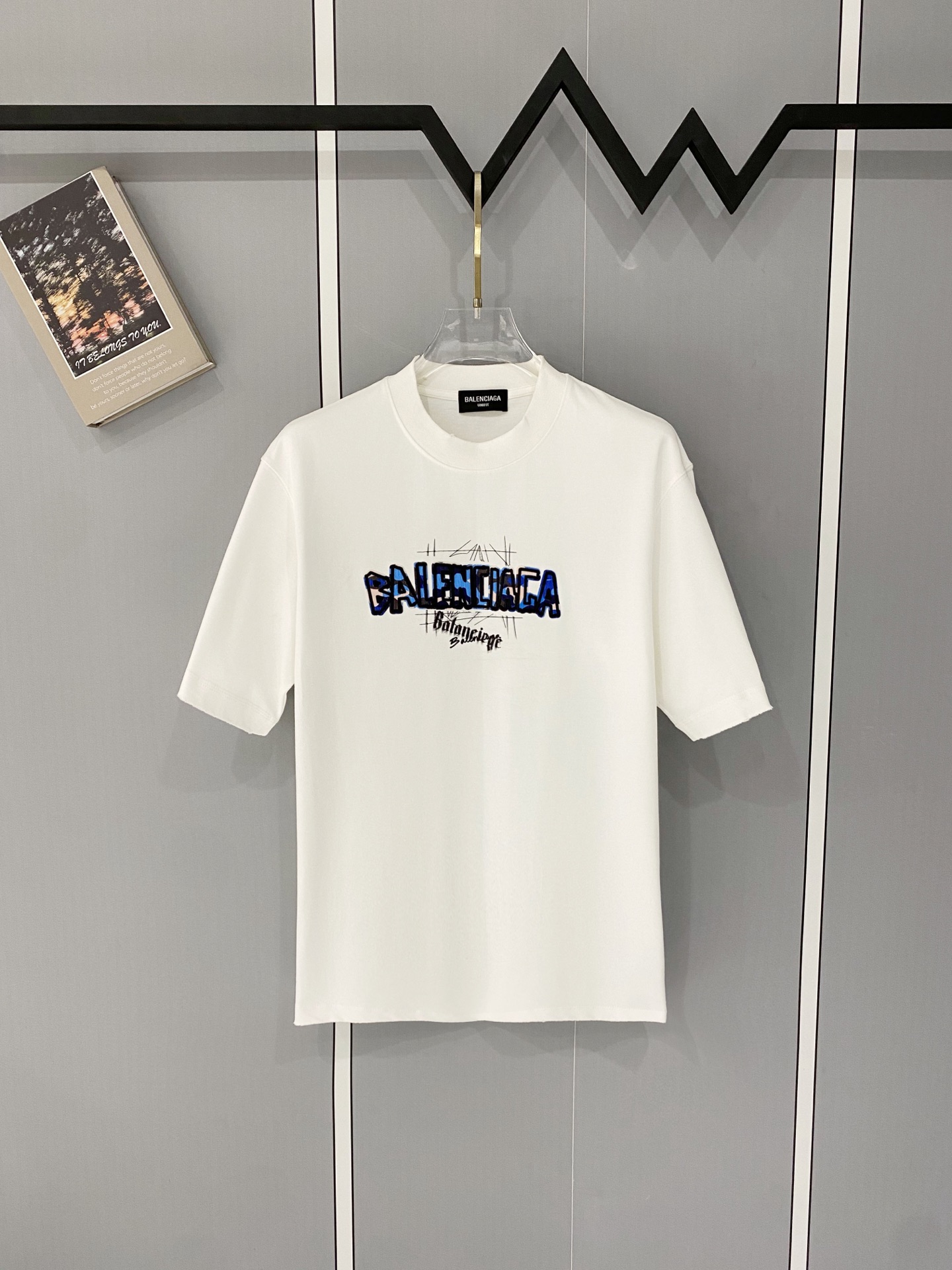 P95 Balenciaga Balenciaga logo 2026 nuevo primavera manga corta 380 gramos cuello alto diseño concepto peso pesado algo…