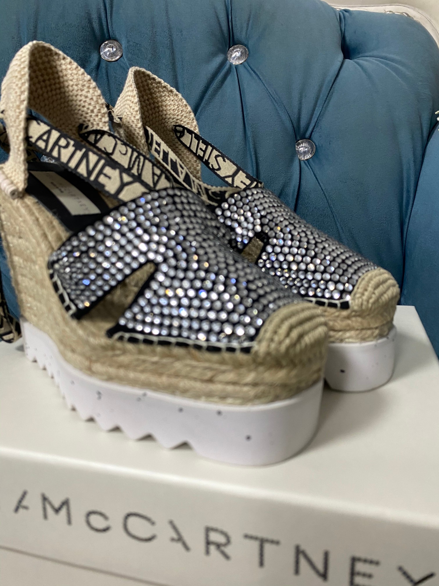 “Stella McCartney’s Big Bottom Shoes, 13 centimeters, 35-40, 41, 750.”
