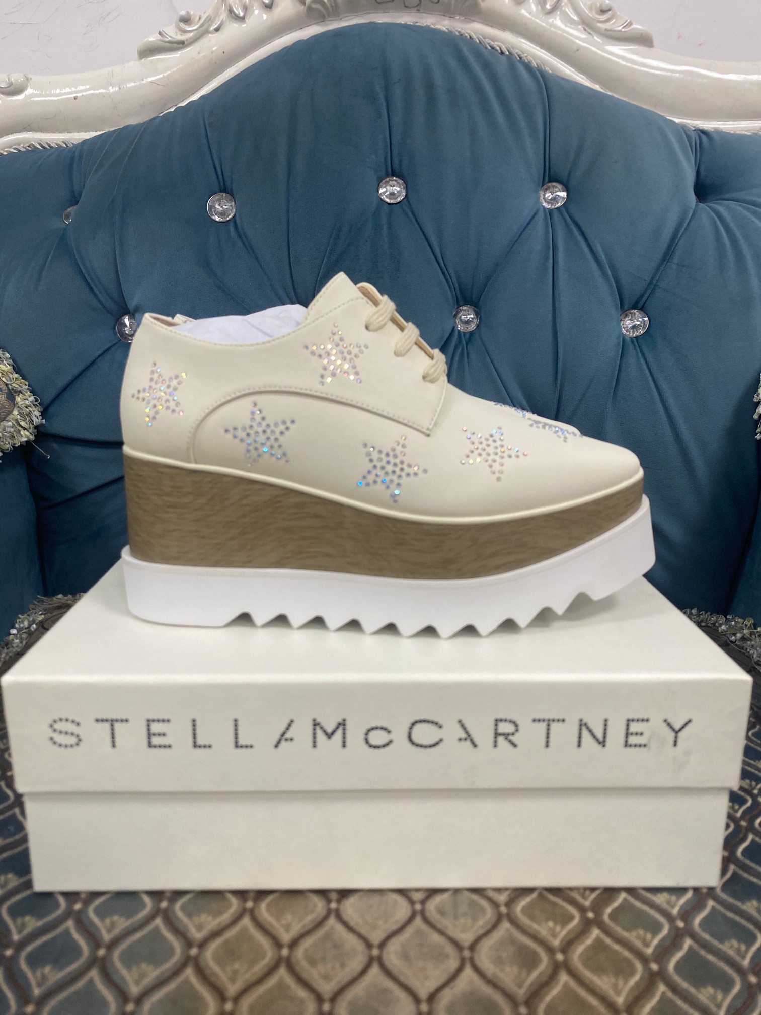 “Stella McCartney’s Big Bottom Shoes: 8cm, Size 35-40, 41, 650 Available”