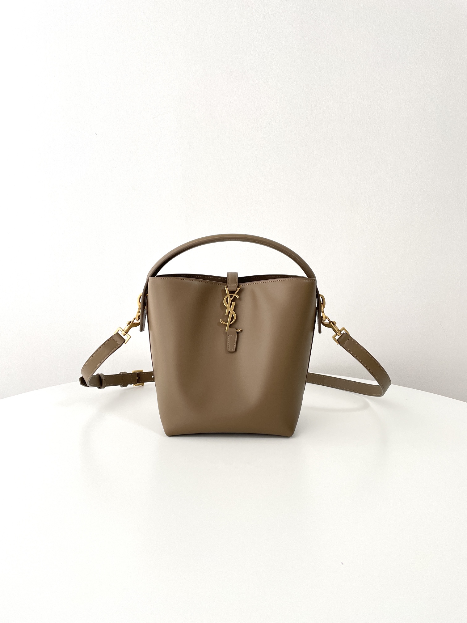 Where Can I Find
 Yves Saint Laurent Bucket Bags Calfskin Cowhide Summer Collection