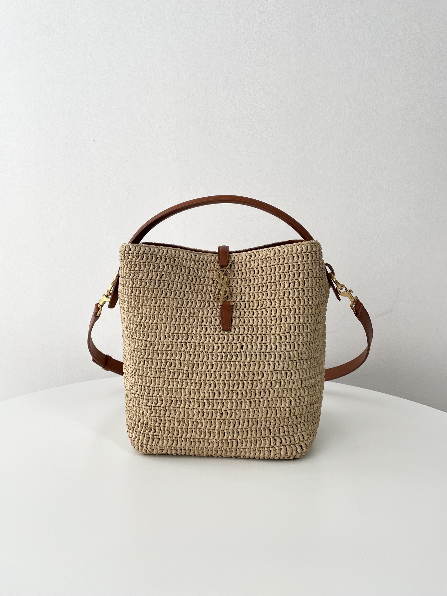 Yves Saint Laurent Bucket Bags High-End Designer
 Splicing Raffia Weave Summer Collection