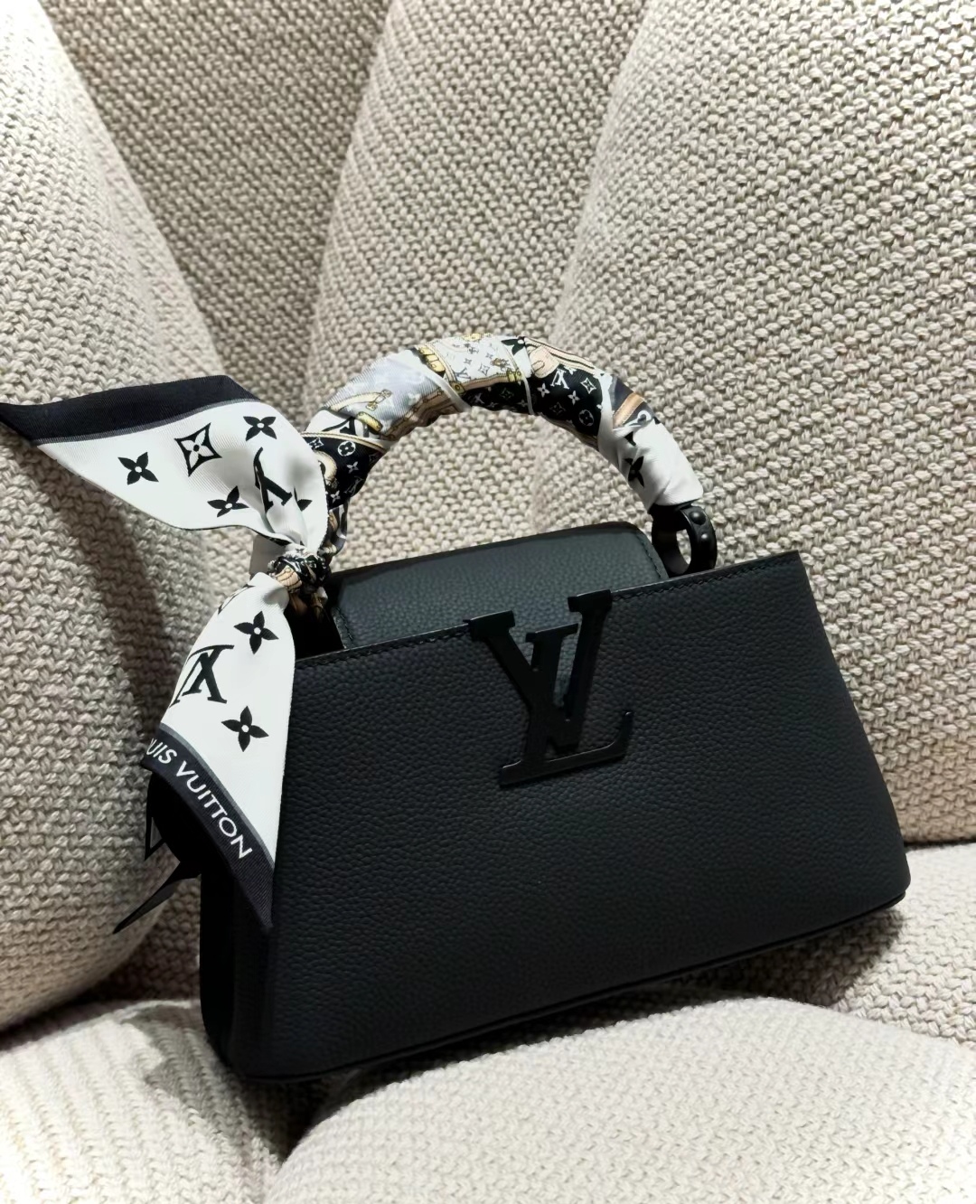 Louis Vuitton LV Capucines Bags Handbags Black Mini M23955