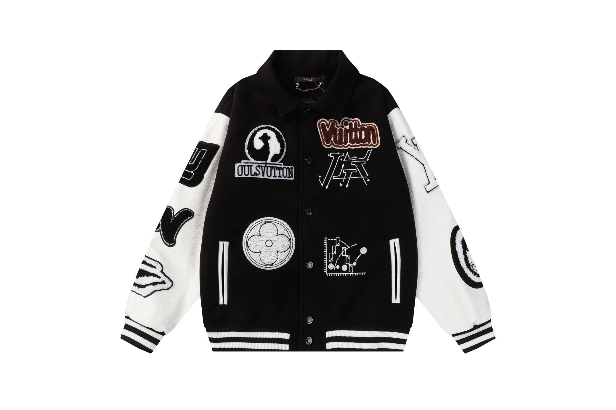 B35
P235
Lv 恶魔之眼毛巾绣加几何平绣棒球服外套夹克
高克重面料手感细腻柔软 搭配荔枝纹皮革尽显高档 ，重工五金辅料
M L XL xxl