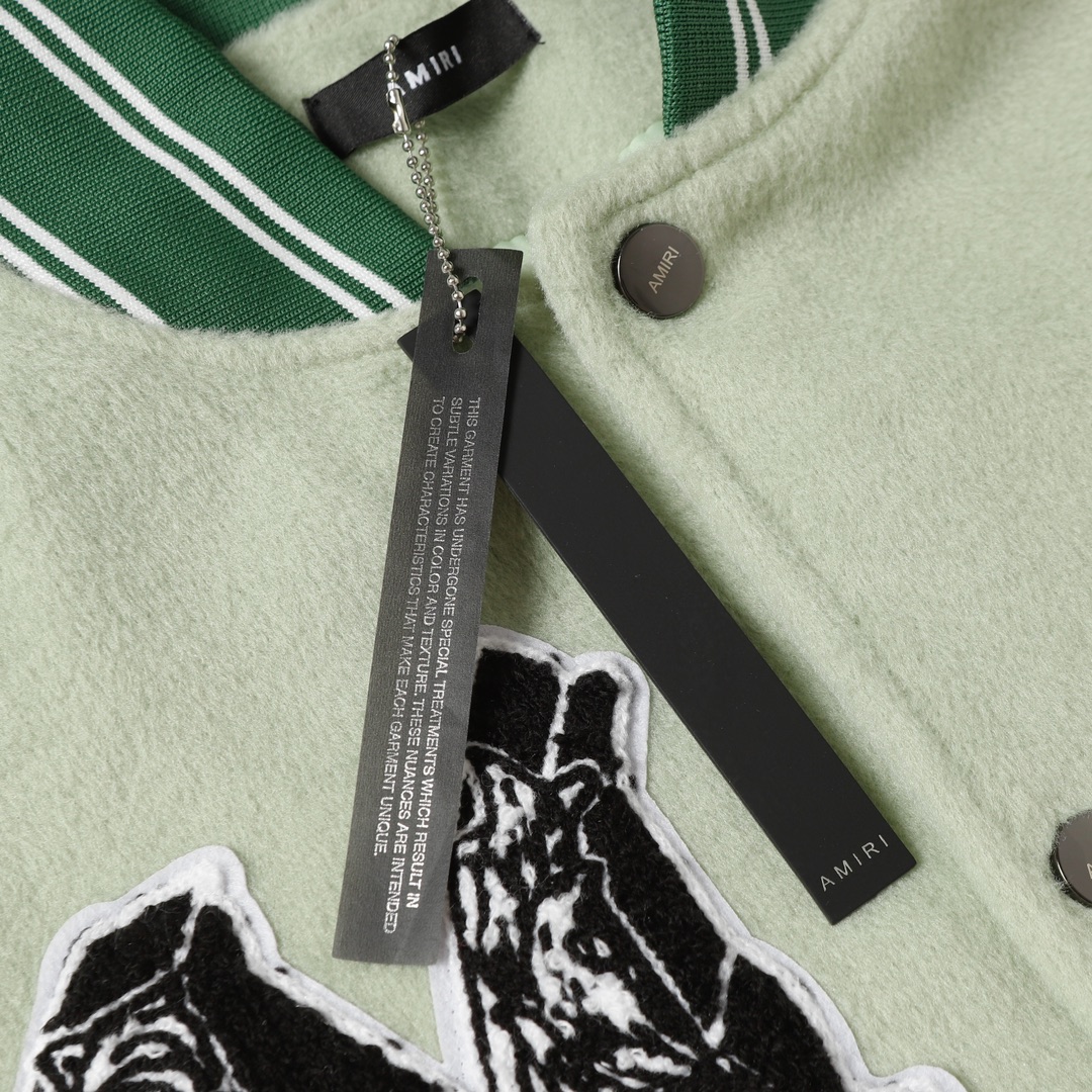 Unique Amiri Towel Embroidery Featuring 700 Gallons of Phoenix: TU D12 Collection - 图片 5