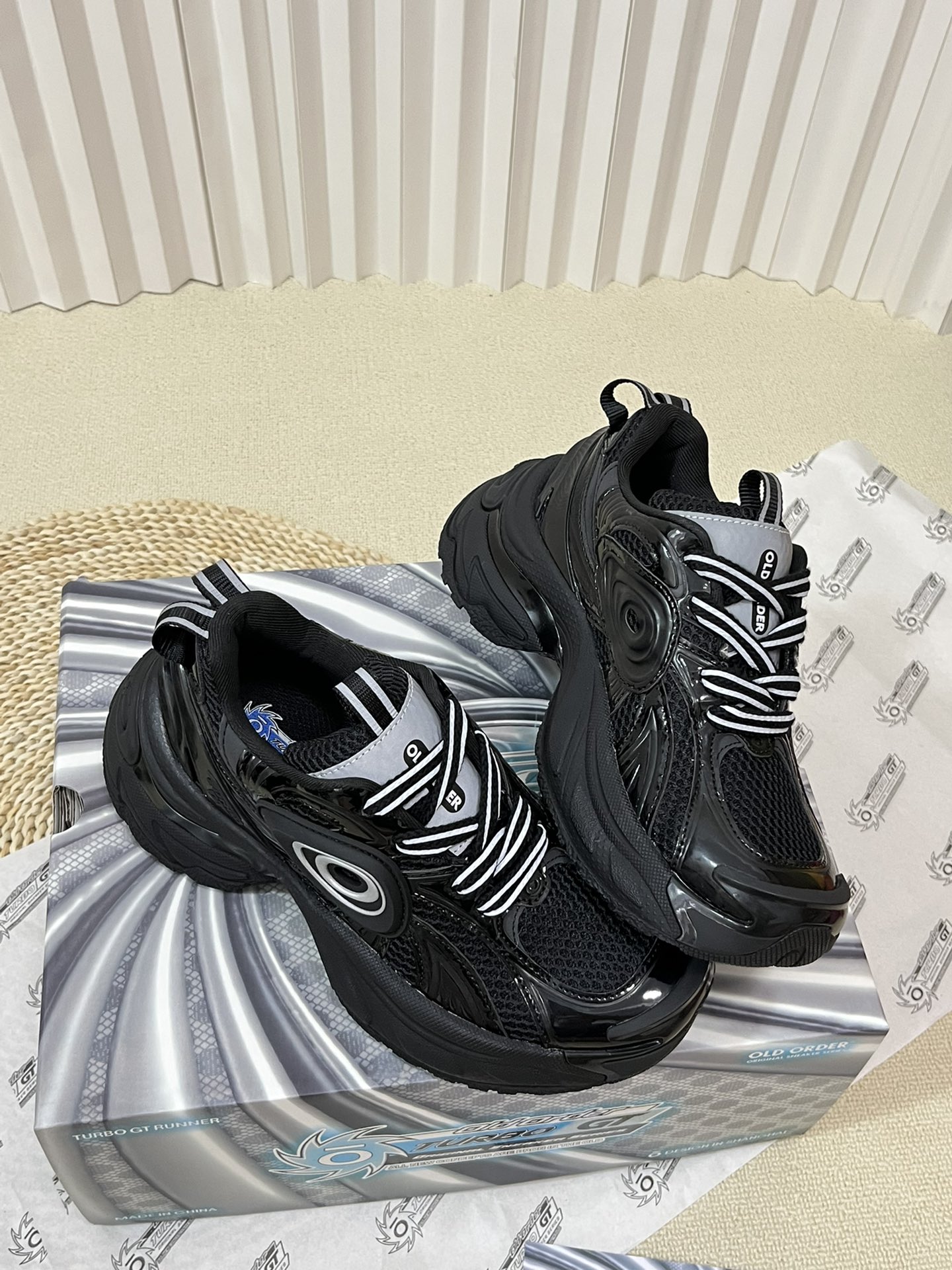 23SS Latest Blast: Old Order Turbo Shoes with Unique Design and Comfort - 图片 3