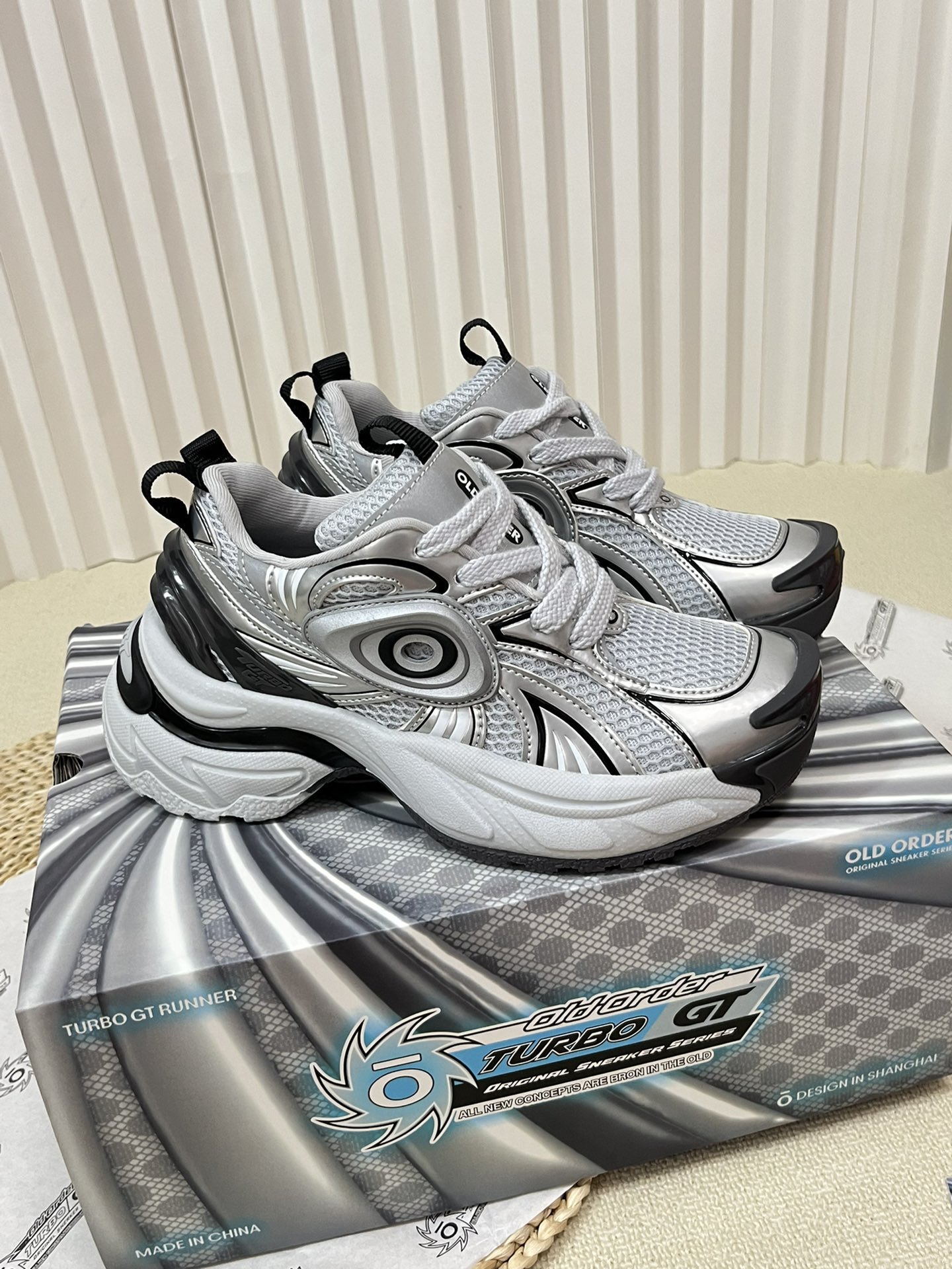P714: Old Order Turbo Shoes – Latest Blast in 23SS Dad’s Sneakers