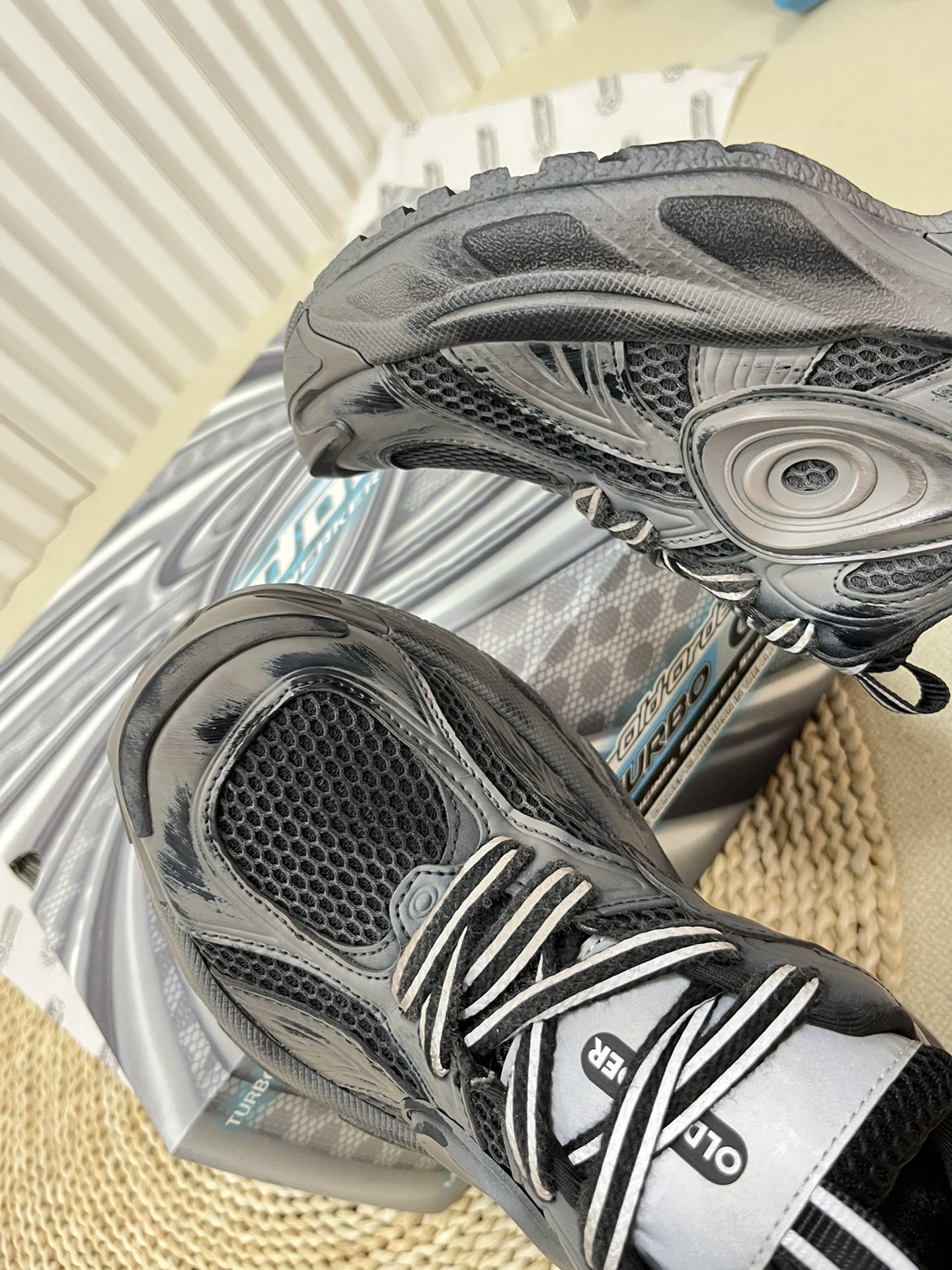 P714: Old Order Turbo Shoes in 23SS Collection Highlight Dad’s Sneaker Style - 图片 7