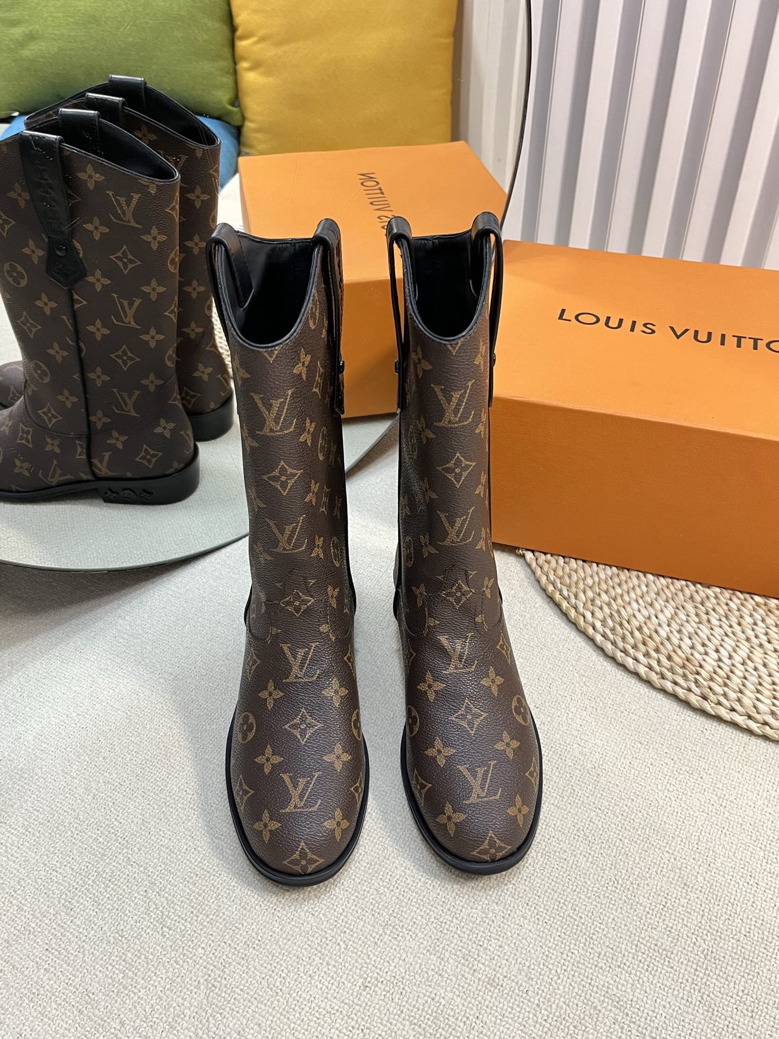 Louis Vuitton Laarzen Unisex Kalfsleer Koeienhuid Echt leer Herfst/winter collectie