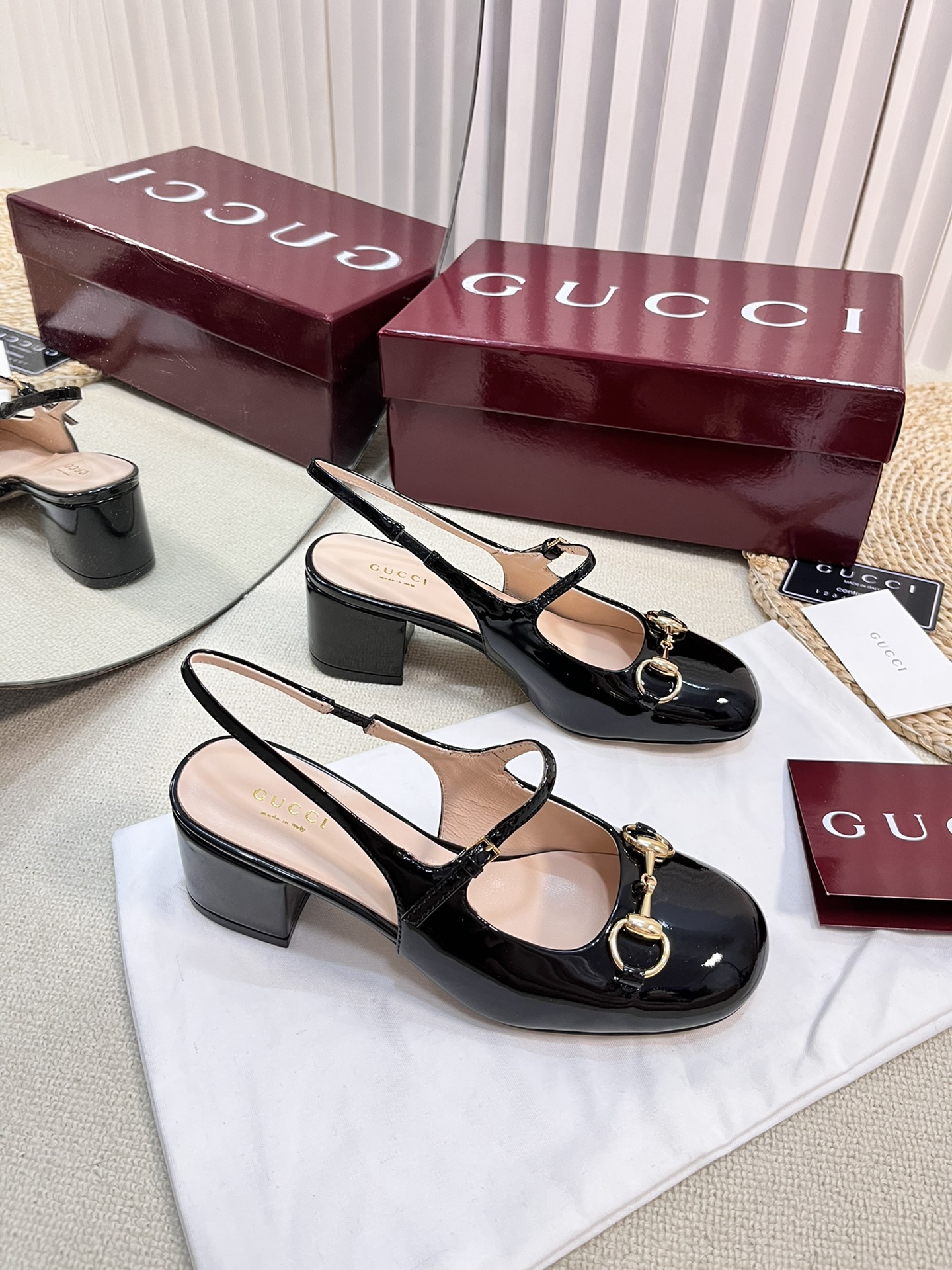 [Gucci Women