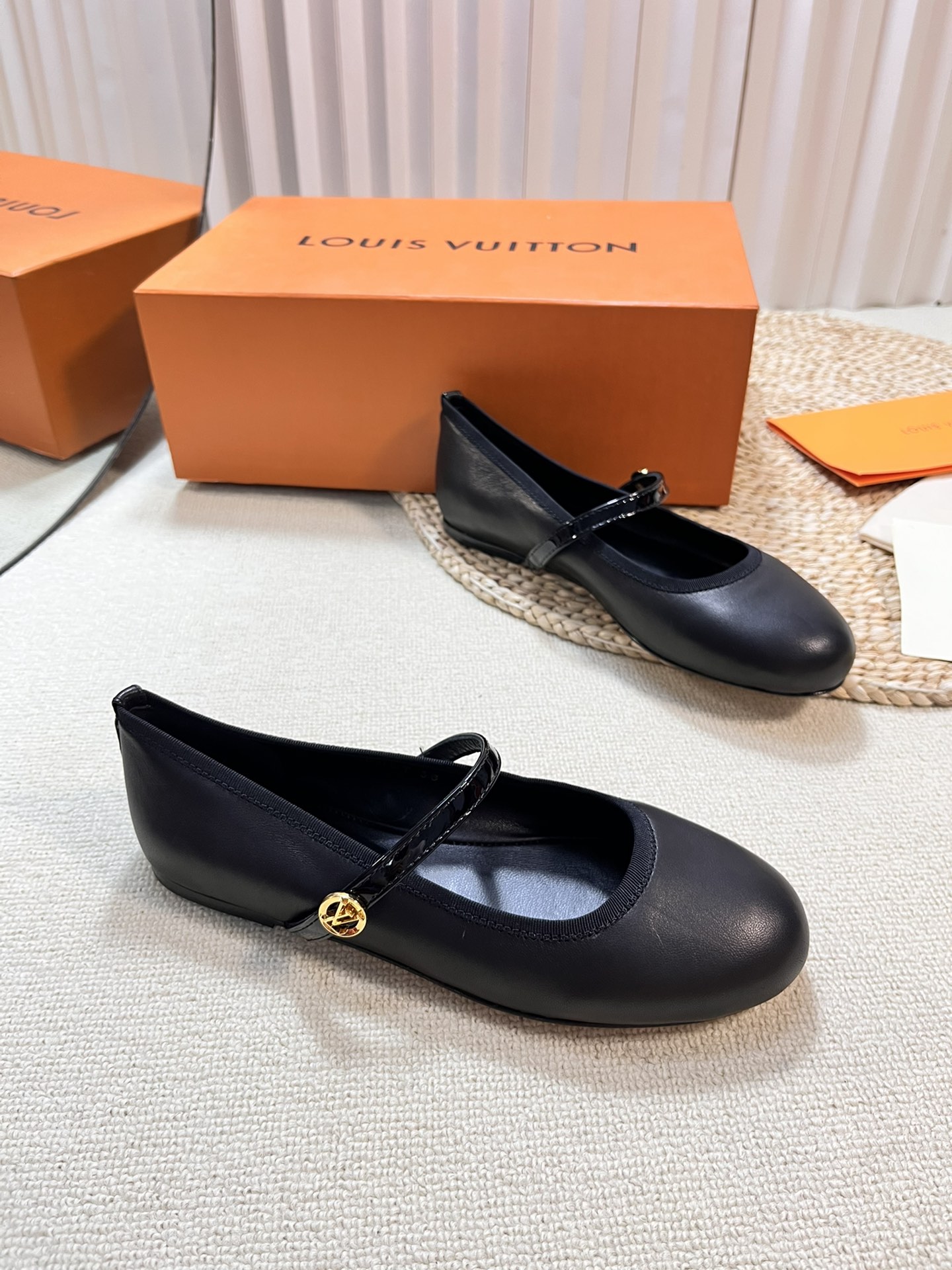 Louis Vuitton Haute Couture Classic Luxury Leather Shoe Loafer Shoes 2