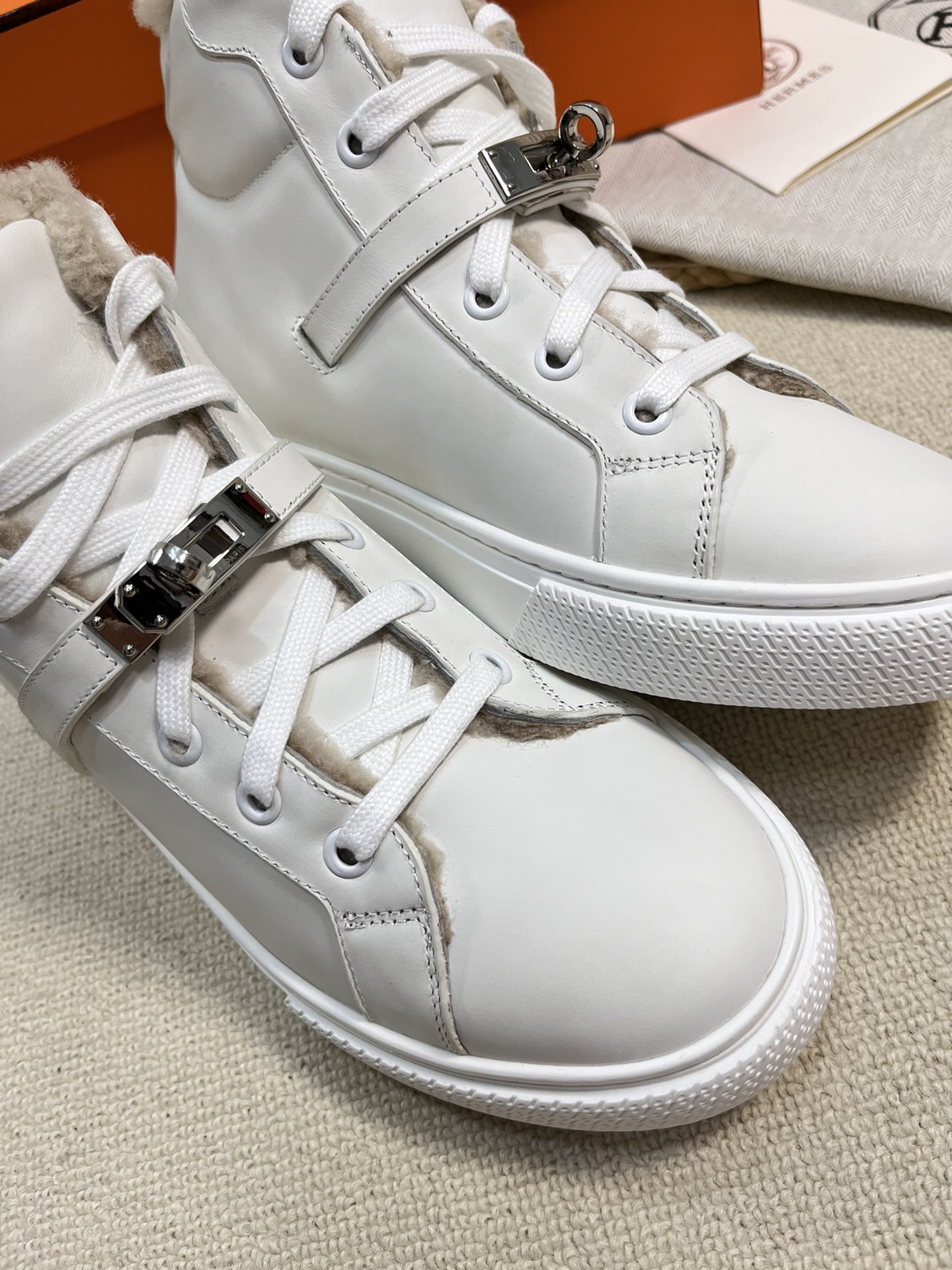 Hermès Classic Luxury Leather Shoe Loafer Ref.1F4E3679 6