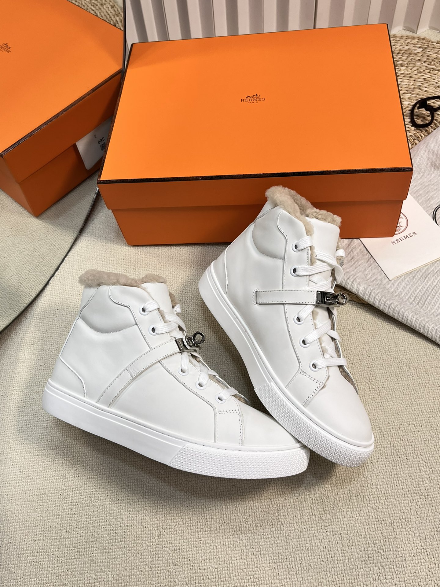Hermès Classic Luxury Leather Shoe Loafer Ref.1F4E3679 4