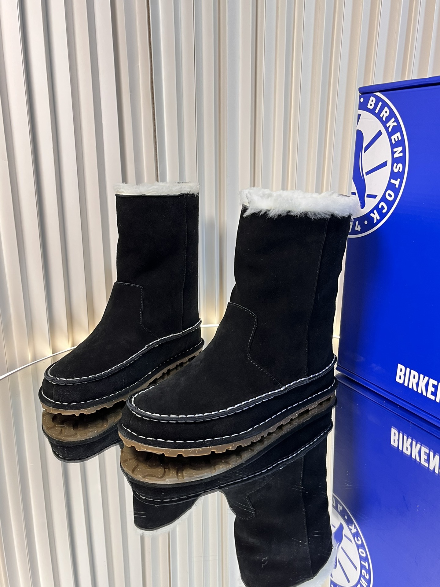 Stylish and Warm Birkenstock Snow Boots for Autumn Winter 2024 - 图片 2