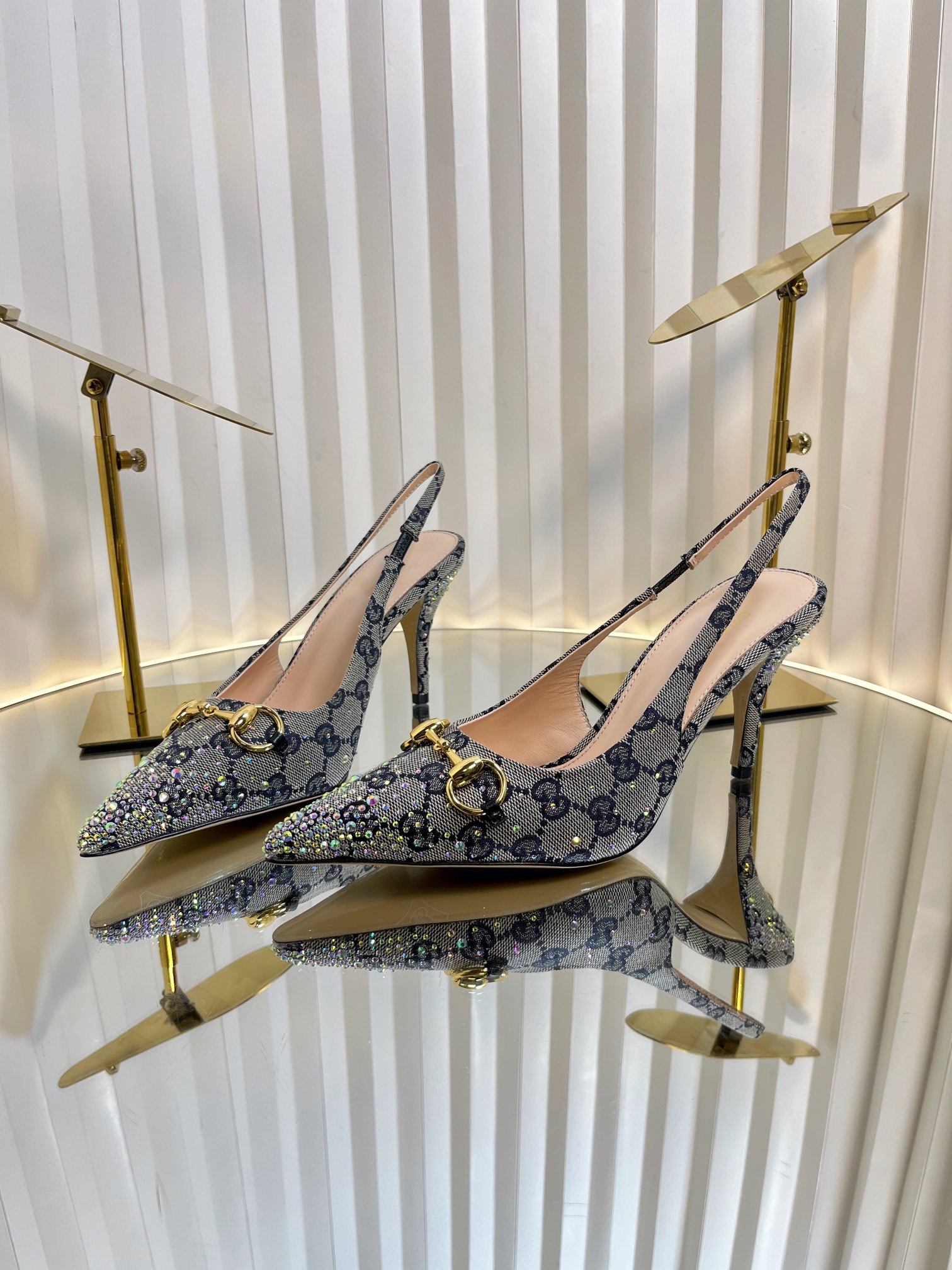 [Gucci Women