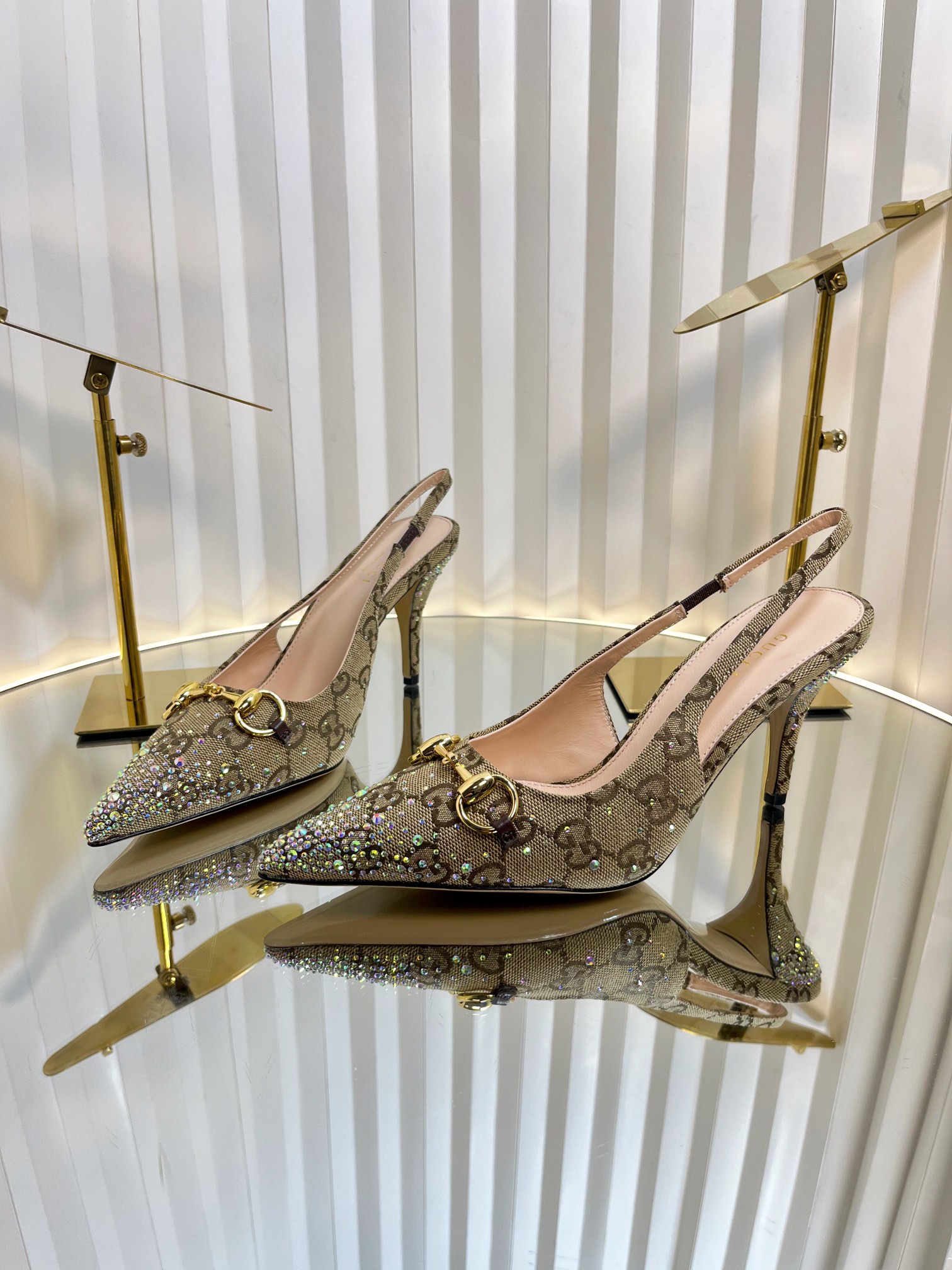 [Gucci Women