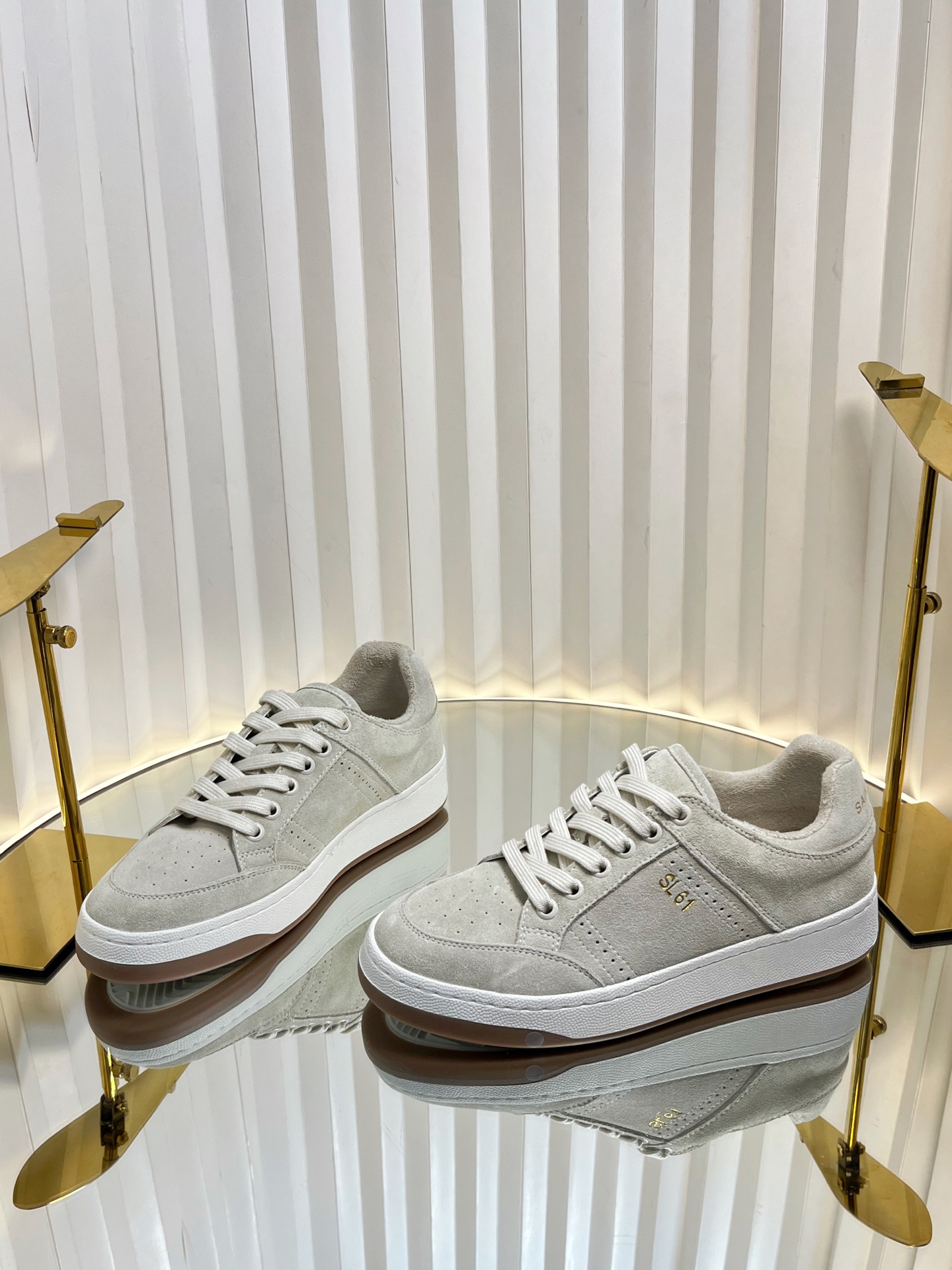 YSL SAINT LAURENT P153 Spring and Summer Light Sports Shoes Collection - 图片 2