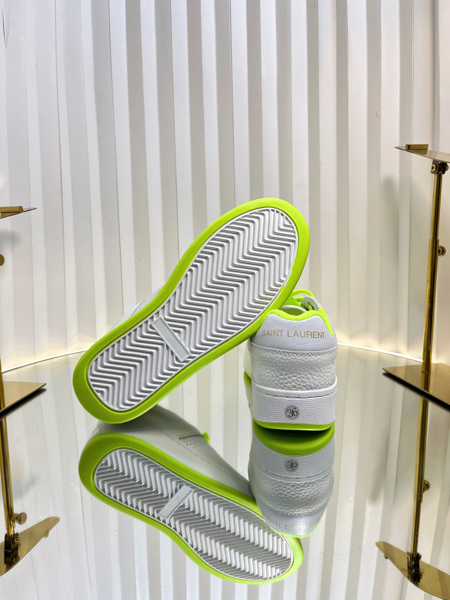 YSL Saint Laurent P153 Spring/Summer Sports Shoes: Original Design, Comfortable Fit, Premium Materials - 图片 9