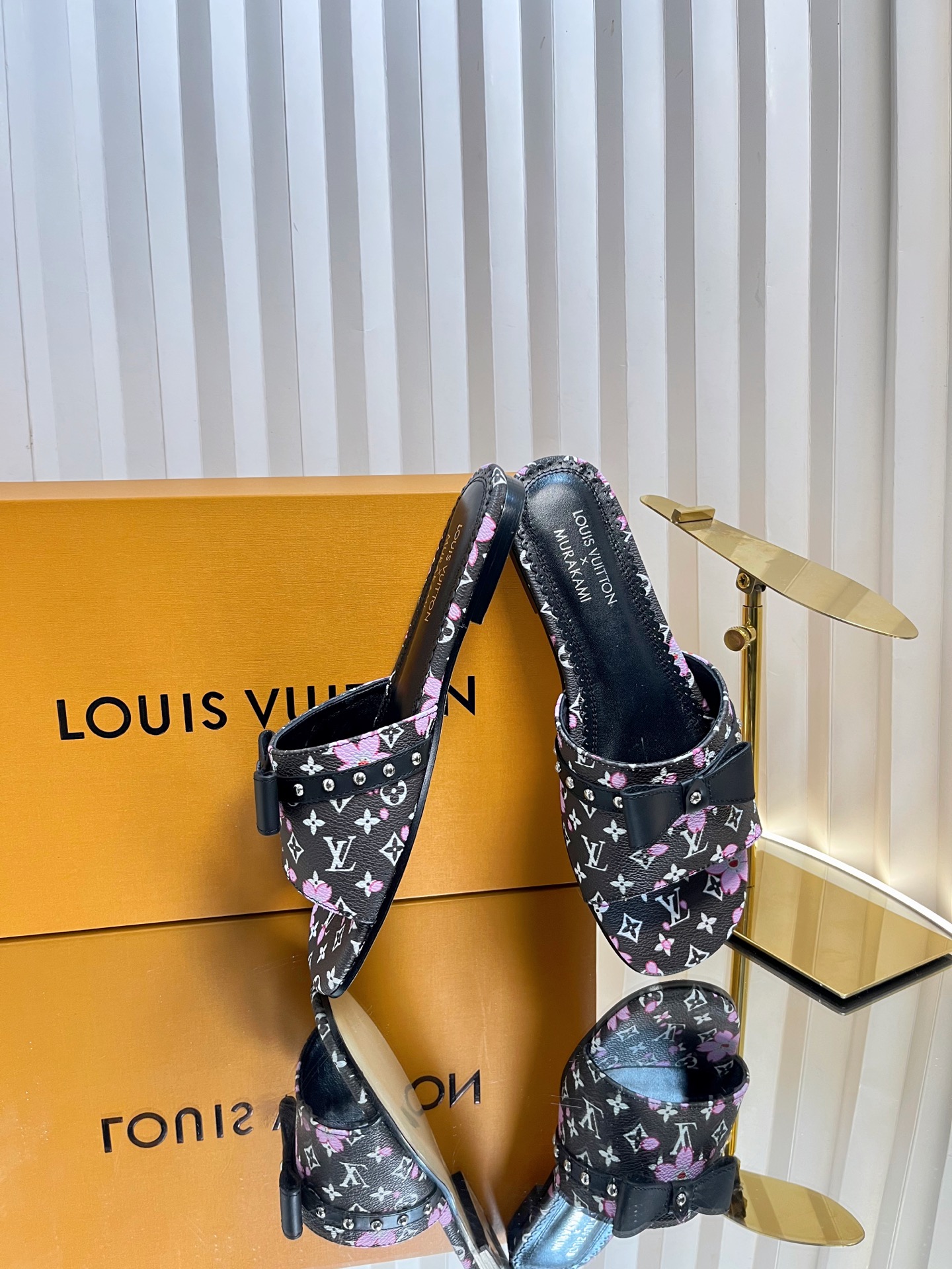 Louis Vuitton Murakami Monogram Women's Slides Sandals, Size 35-42 7 i1744669288715 3418 0 5