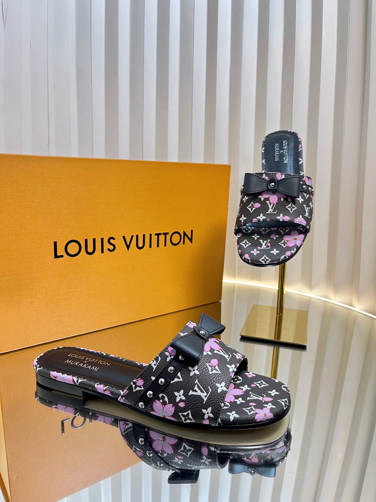 Louis Vuitton Murakami Monogram Women's Slides Sandals, Size 35-42 6 i1744669290695 8430 0 4