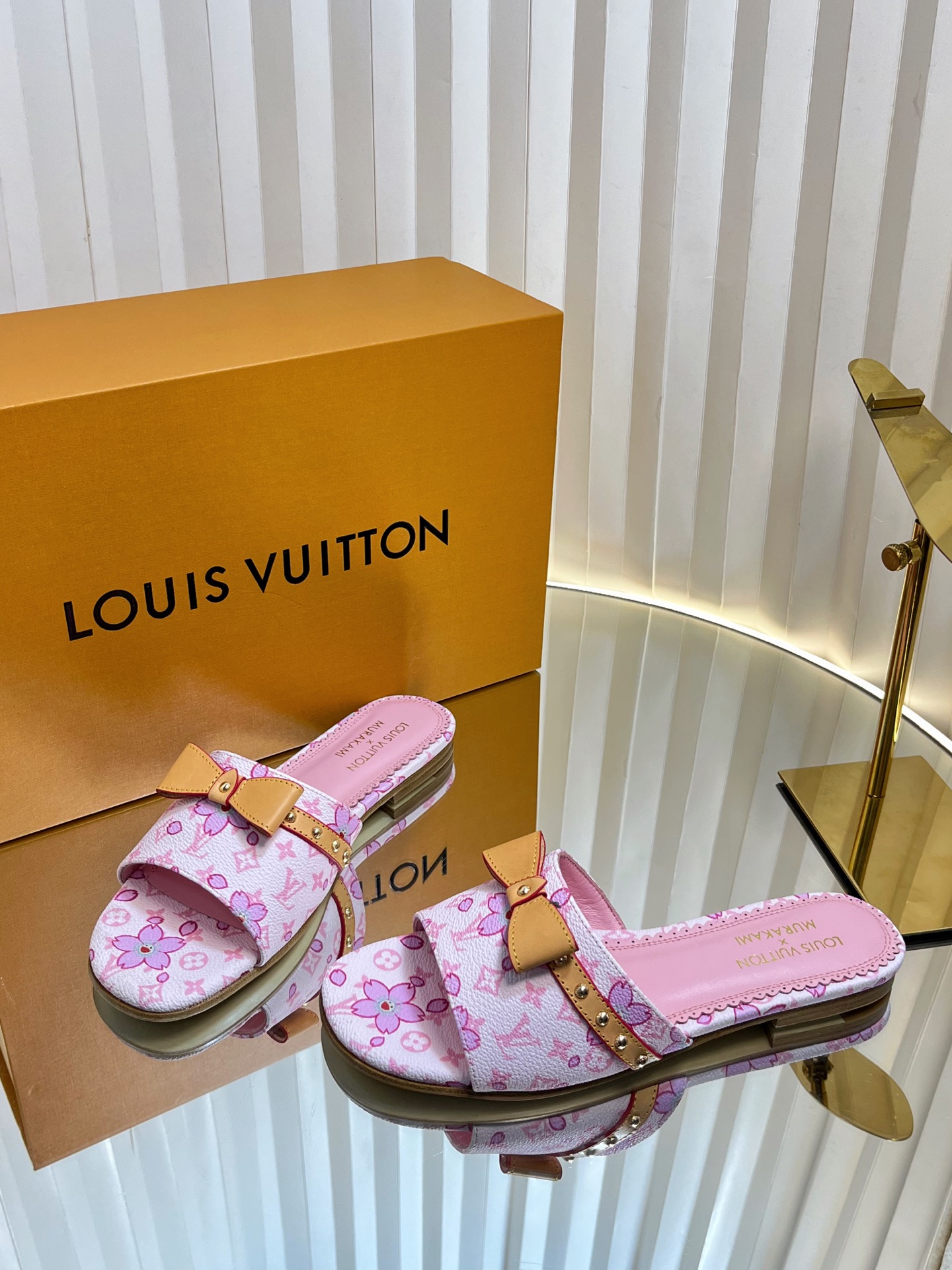 Louis Vuitton Murakami Pink Monogram Leather Bowtie Women's Mules Slides 3 i1744669671641 6560 0 1