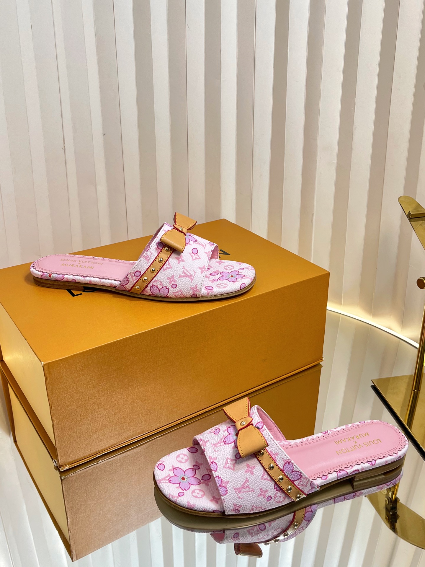 Louis Vuitton Murakami Pink Monogram Leather Bowtie Women's Mules Slides 4 i1744669671662 9592 0 2