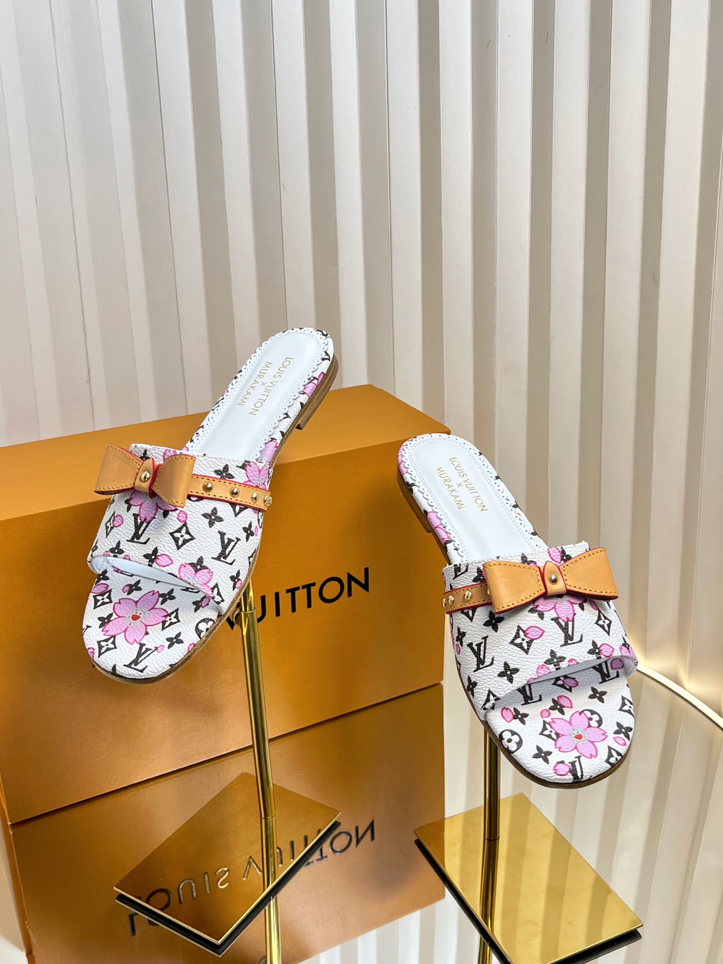 Louis Vuitton Murakami Print Bow Detail Slides Women's Size 35-42 4 i1744669702146 3561 0 3
