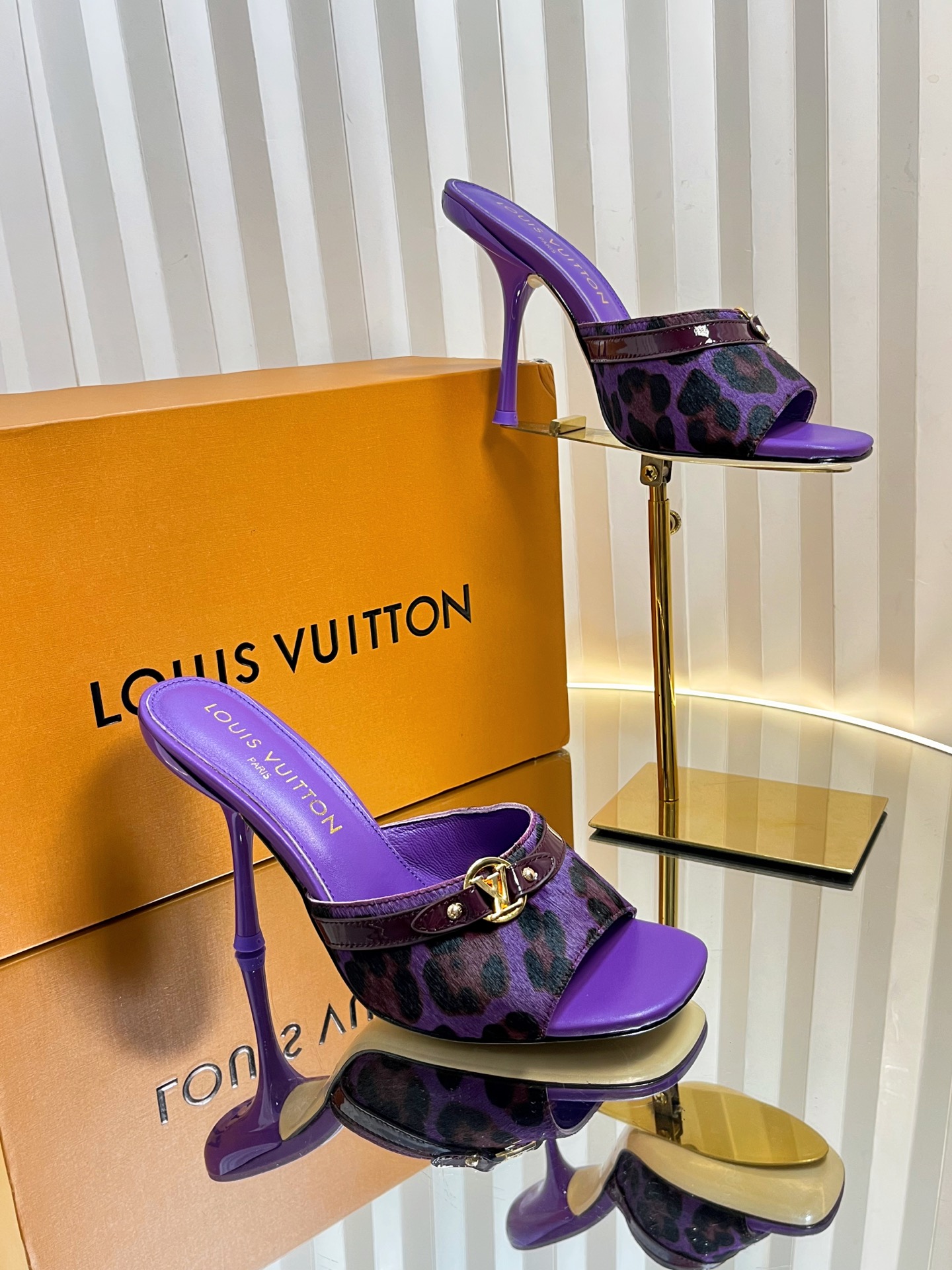 Louis Vuitton Purple Animal Print Heeled Mules Slides Women Shoes Size 35-42 6 i1750632022373 779 0 4