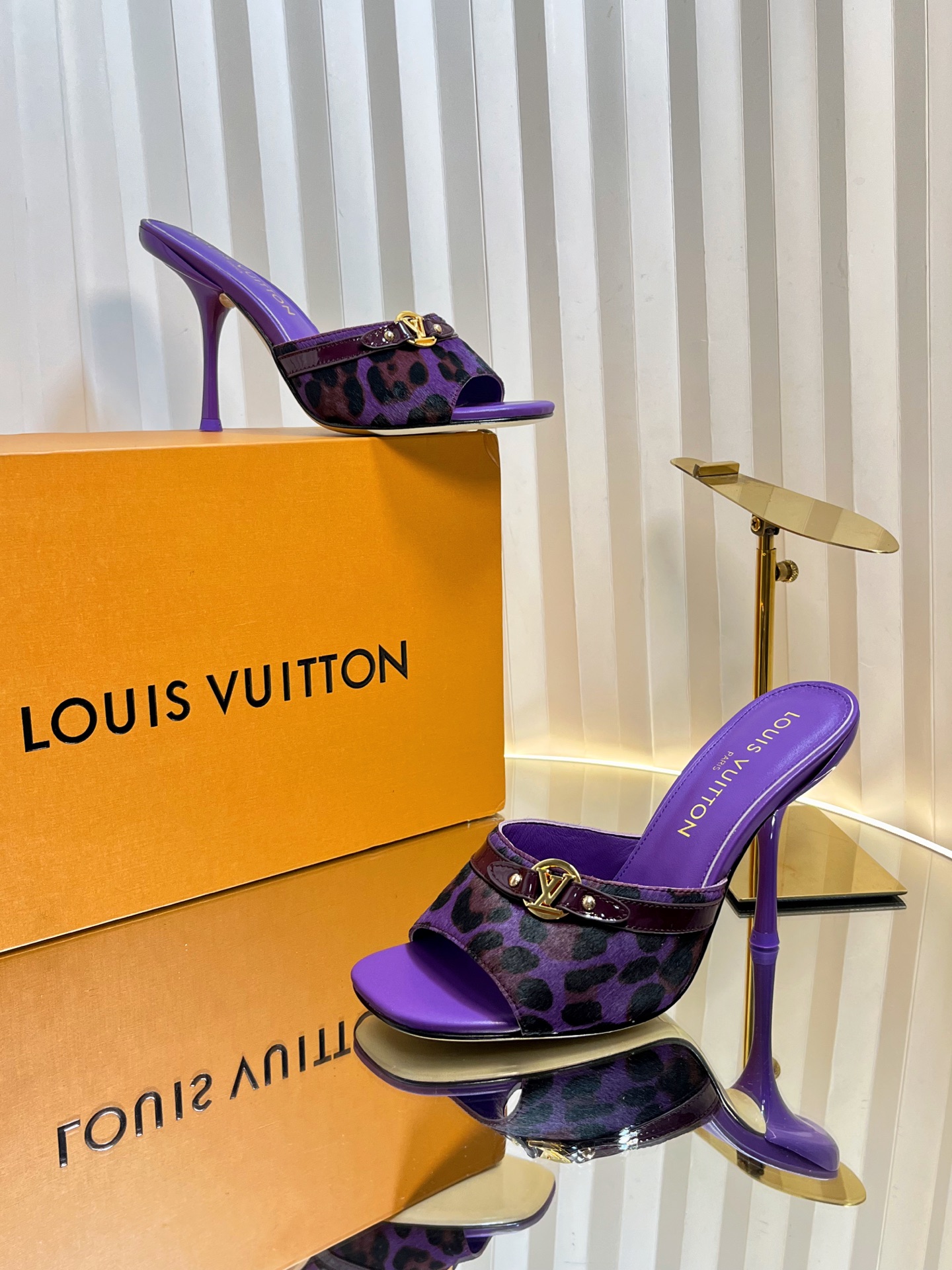 Louis Vuitton Purple Animal Print Heeled Mules Slides Women Shoes Size 35-42 5 i1750632023983 358 0 3