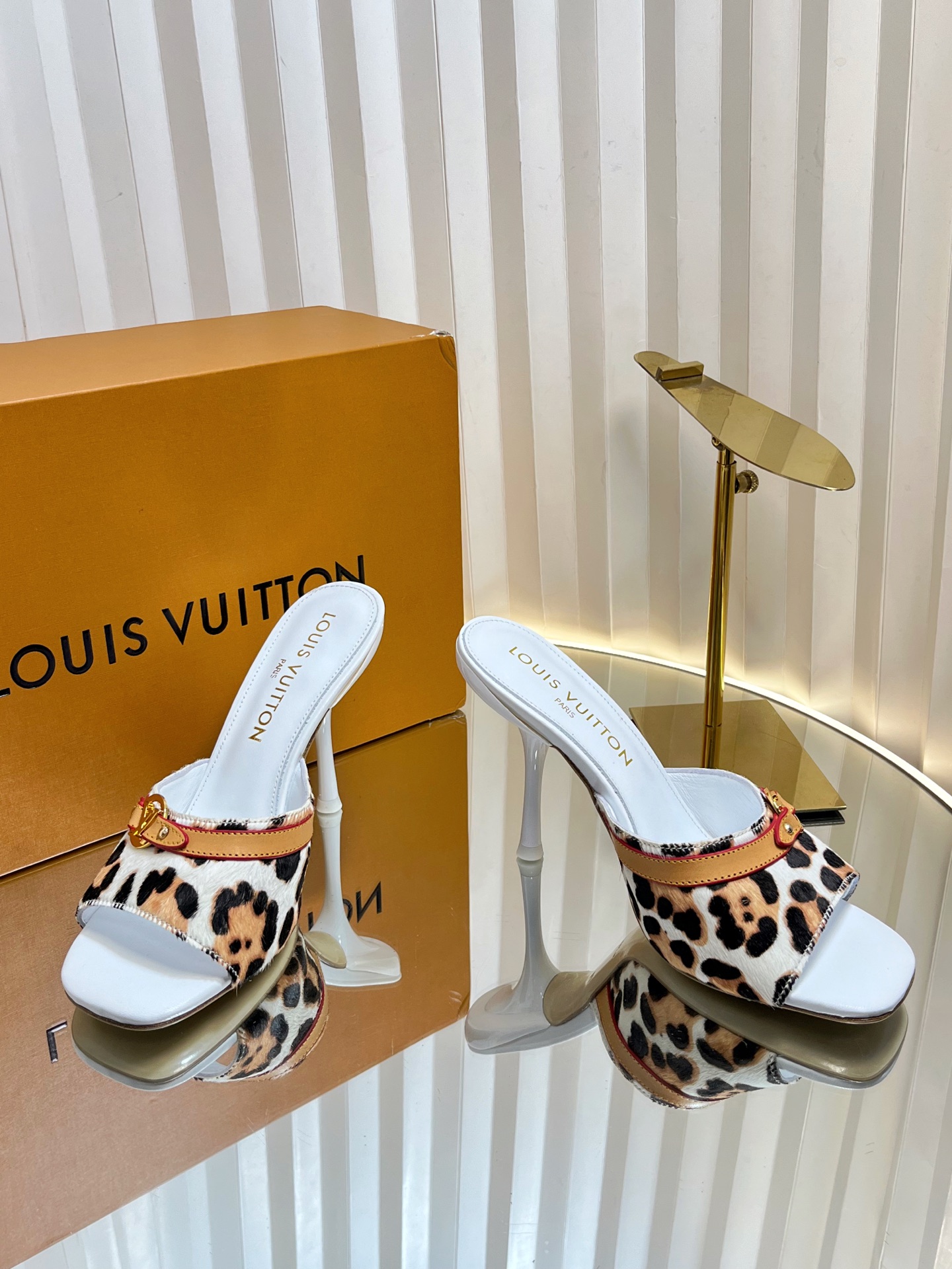 Louis Vuitton Women's Mules with Leopard Print, Size 35-42, Elegant Heels 4 i1750632059844 618 0 2