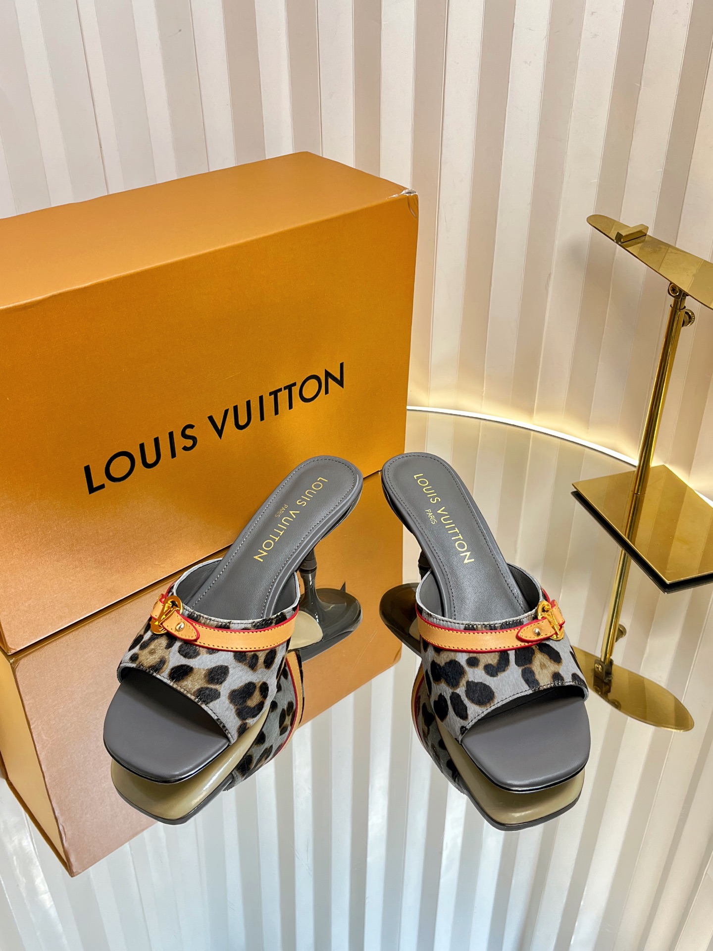 Louis Vuitton Women's Leopard Print Mules - Stylish & Comfortable - Size 35-42 3 i1750632171071 5297 0 2