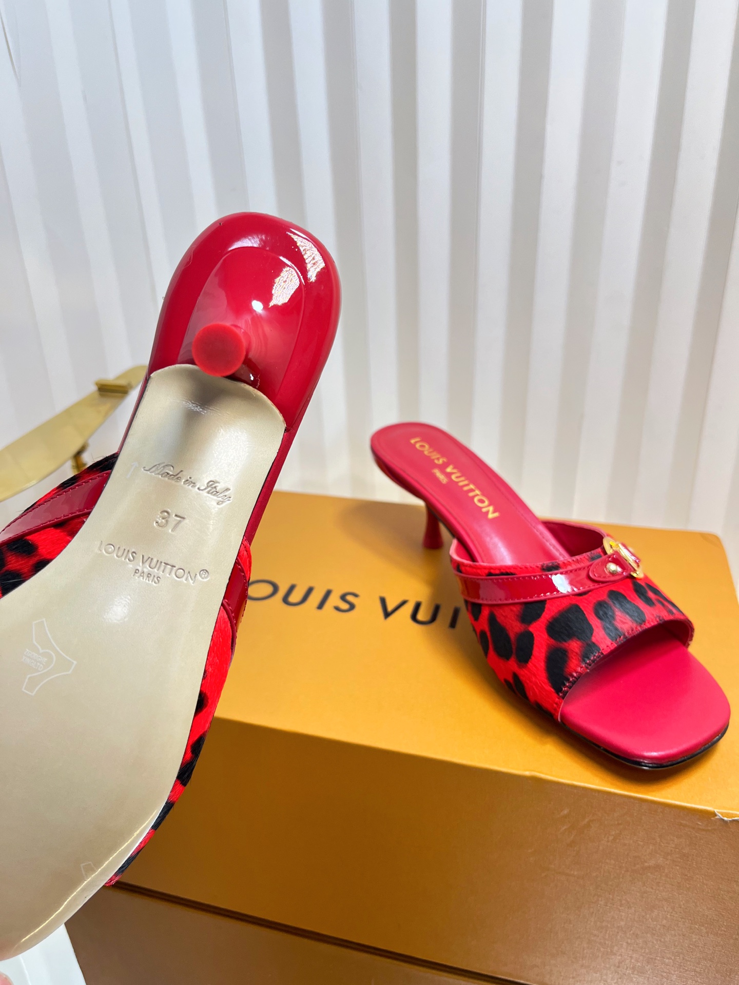 Louis Vuitton Red Leopard Print Women's Heeled Sandals Mules Slides Pumps 9 i1750632203900 6924 0 8