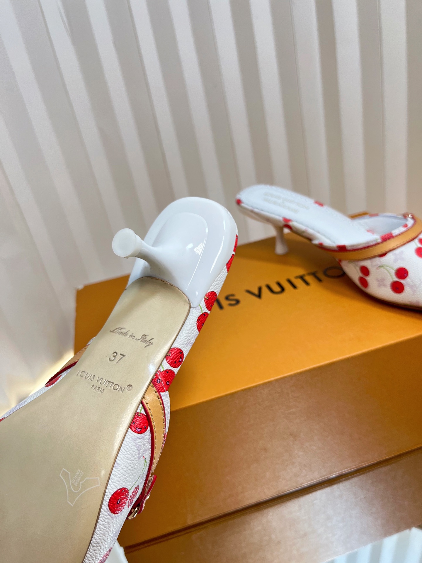 Louis Vuitton Murakami Cherry Print Leather Heeled Mules Slides Size 35-42 9 i1751236412903 6086 0 8