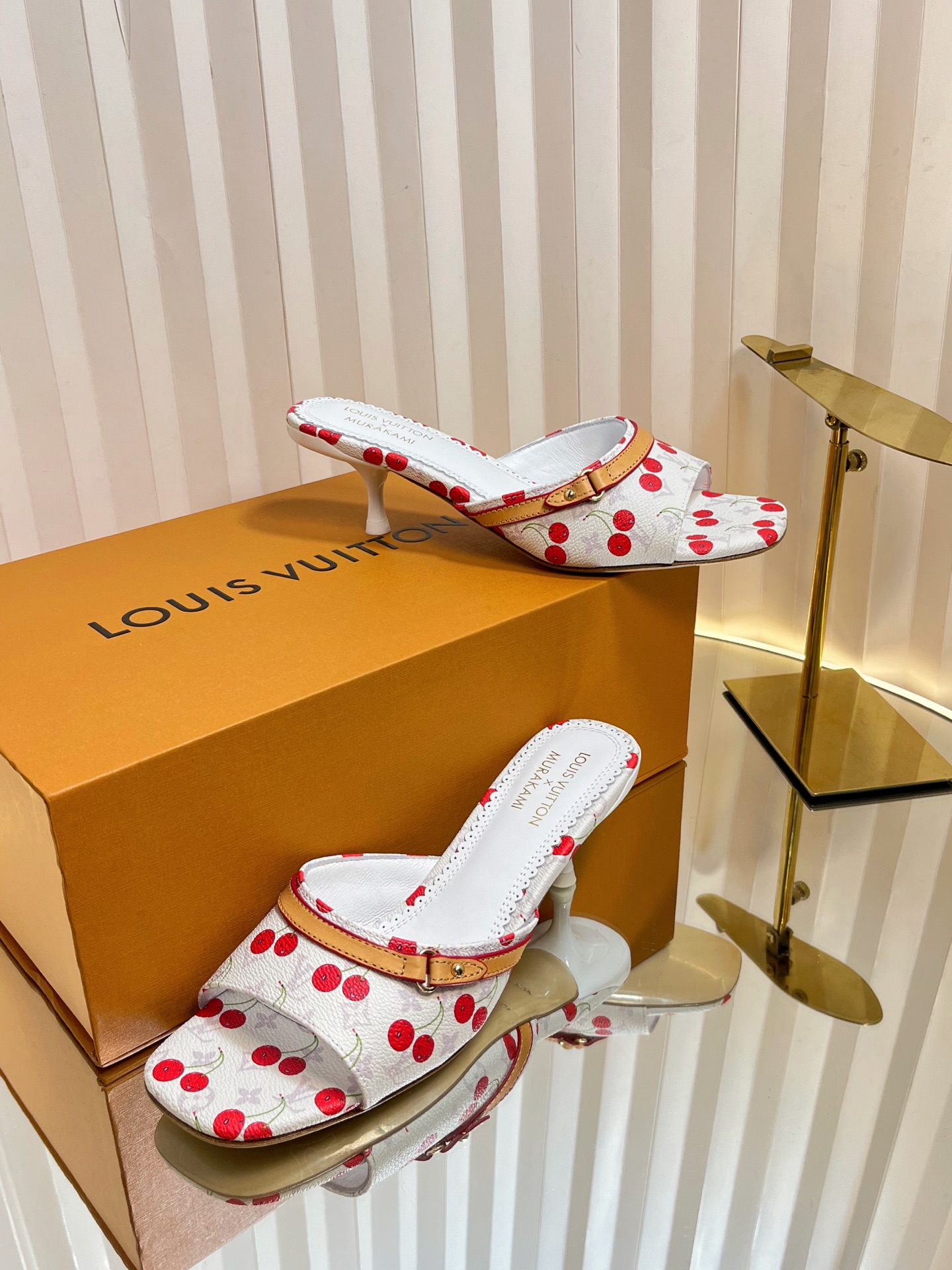 Louis Vuitton Murakami Cherry Print Leather Heeled Mules Slides Size 35-42 4 i1751236412916 1409 0 3