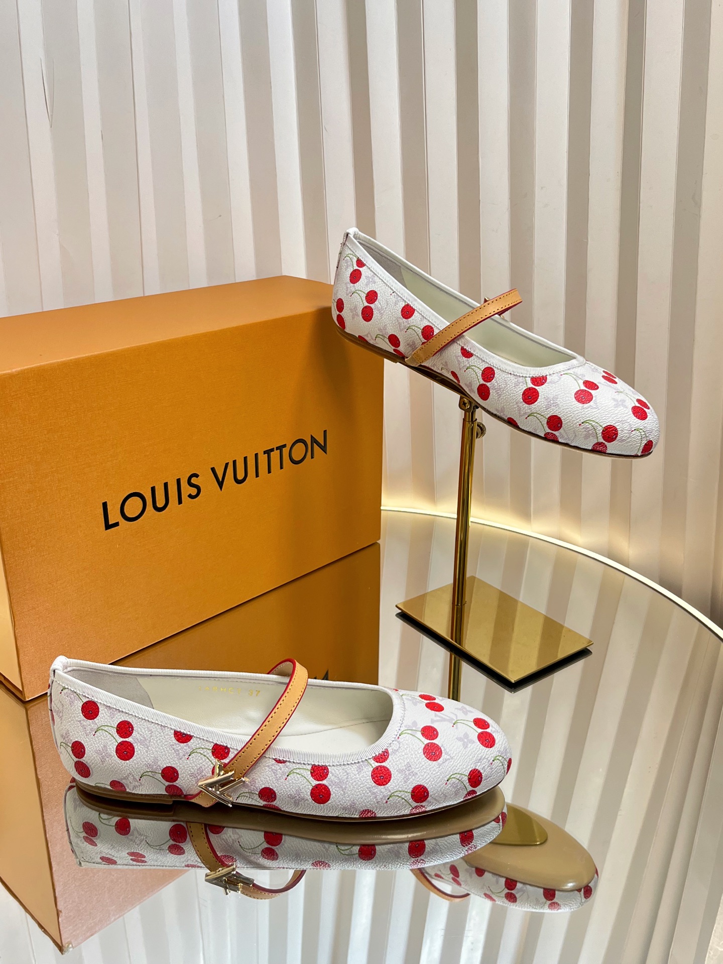 Louis Vuitton Women's Ballerina Flats with Cherry Print, Size 35-42 6 i1751236757011 5107 0 4