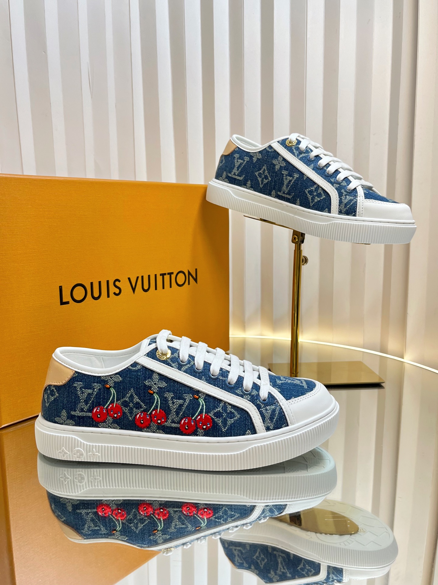Louis Vuitton Lagoon Denim Sneakers with Cherry Embroidery, Women's Size 35-42 6 i1751463872781 2930 0 4