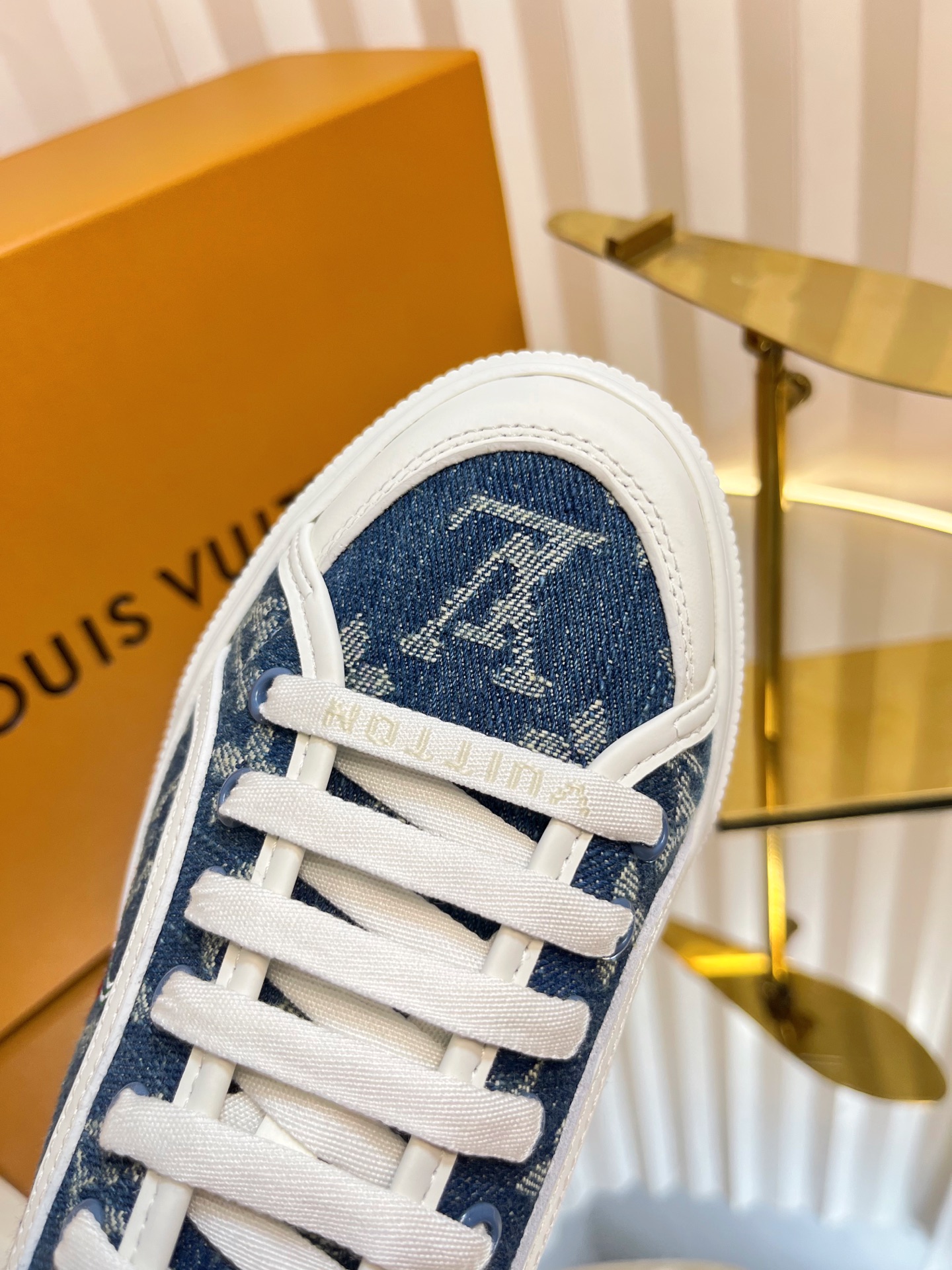 Louis Vuitton Lagoon Denim Sneakers with Cherry Embroidery, Women's Size 35-42 7 i1751463873175 2881 0 5