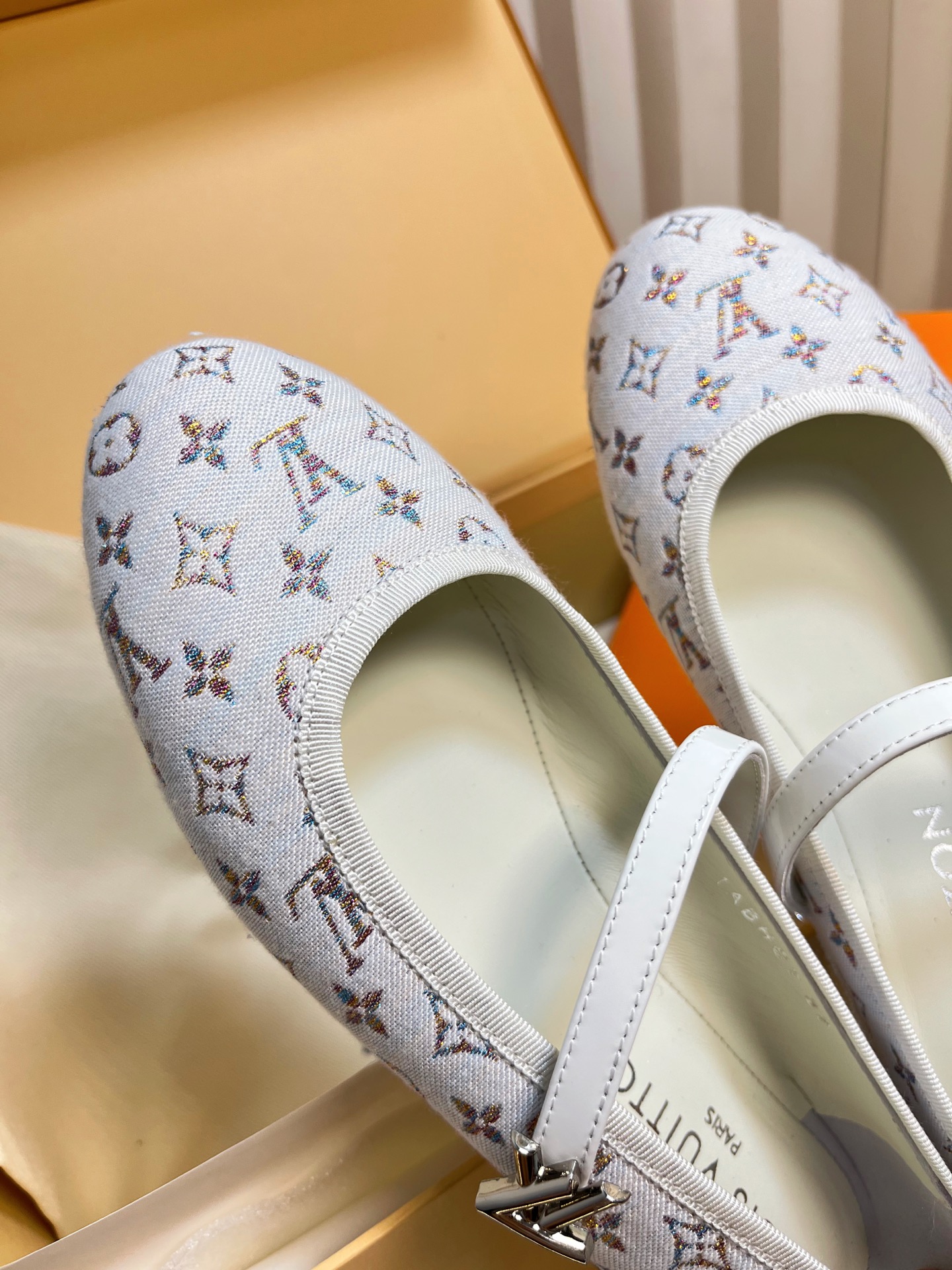 LV Donkey Ballet Shoes: Colorful, Sexy, Cozy, Italian Leather, Custom Sheepskin, Spectrum Series - 图片 7
