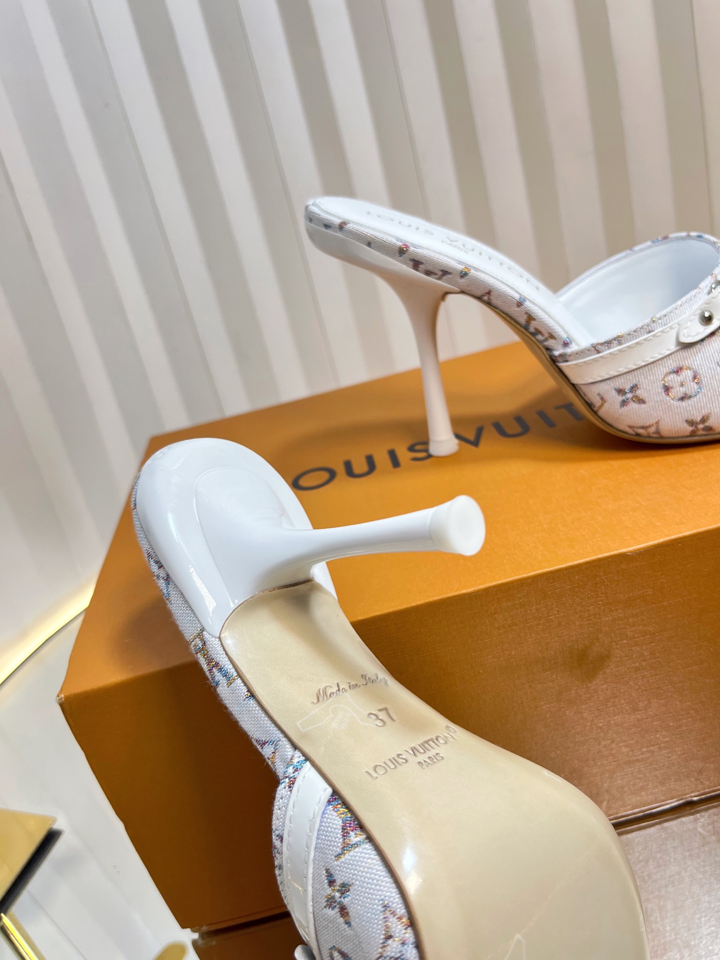 LV Donkey Ballet Shoes: Colorful, Sexy, Cozy, Italian Leather, Customizable, Sizes 35-41 - 图片 9