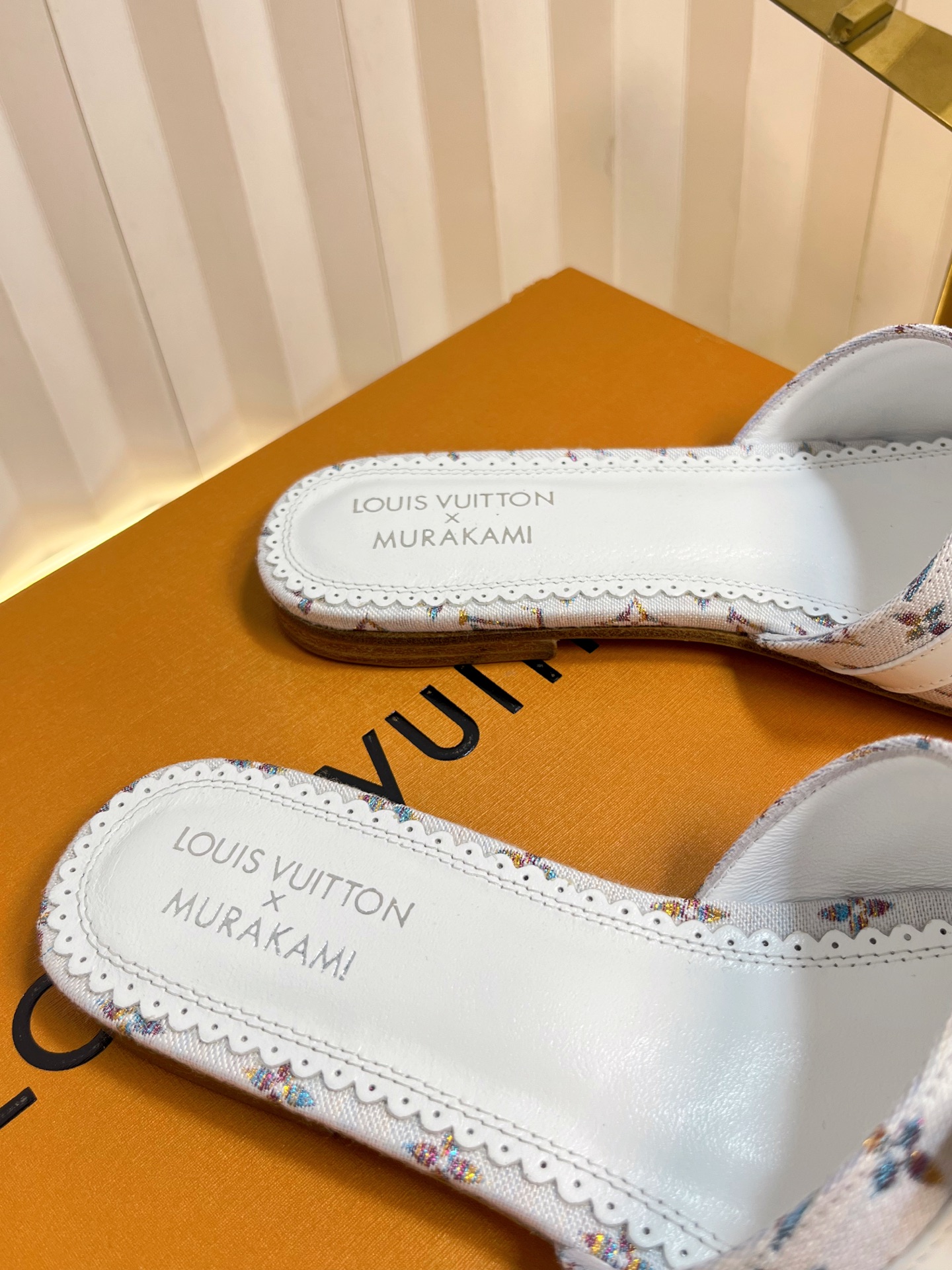 LV Donkey Ballet Shoes: Colorful, Sexy, Cozy, Original Sheep Skin, Italian Leather, Various Sizes. - 图片 8