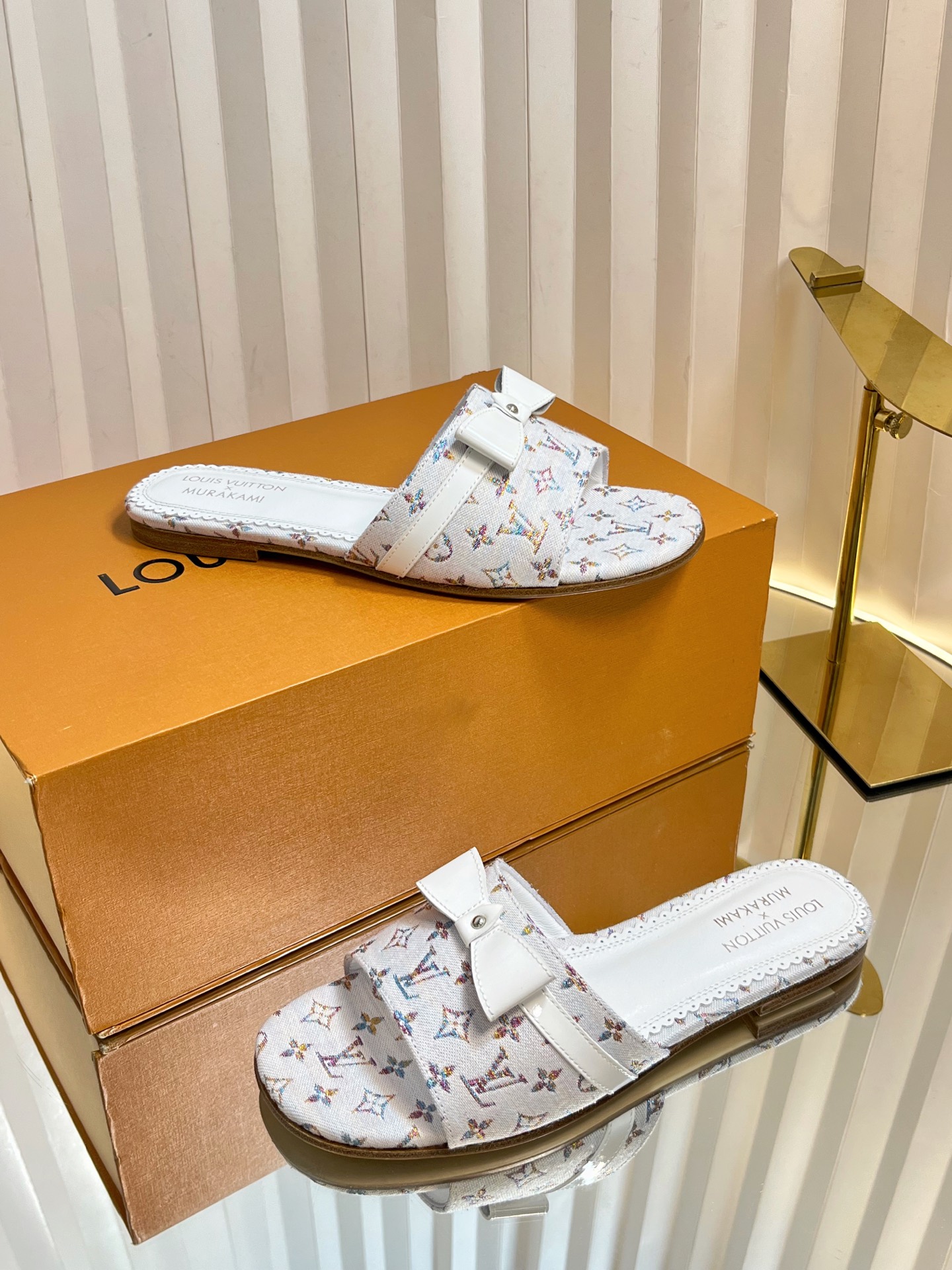 LV Donkey Ballet Shoes: Colorful, Sexy, Cozy, Original Sheep Skin, Italian Leather, Various Sizes. - 图片 3