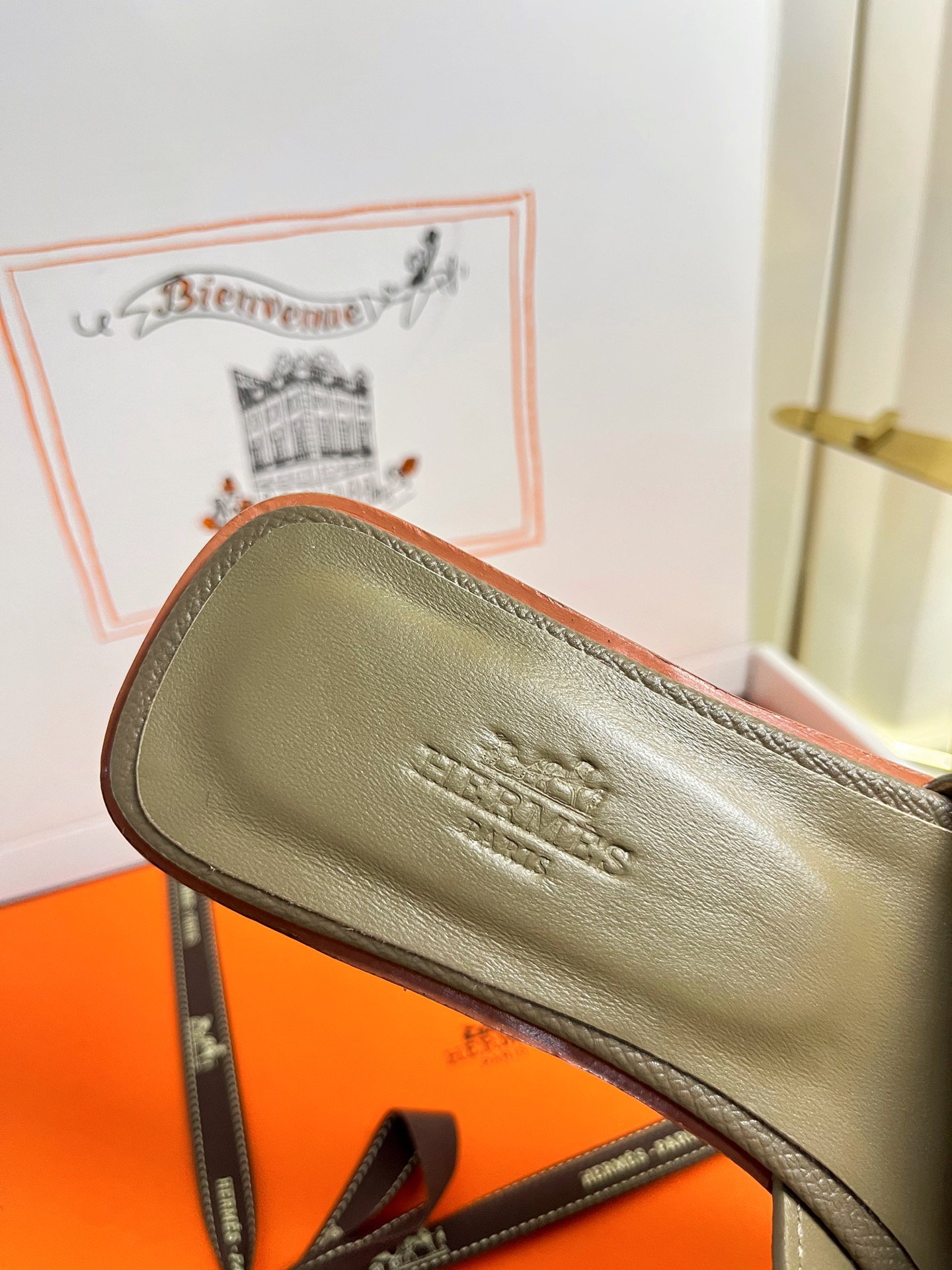 Hermes Slides