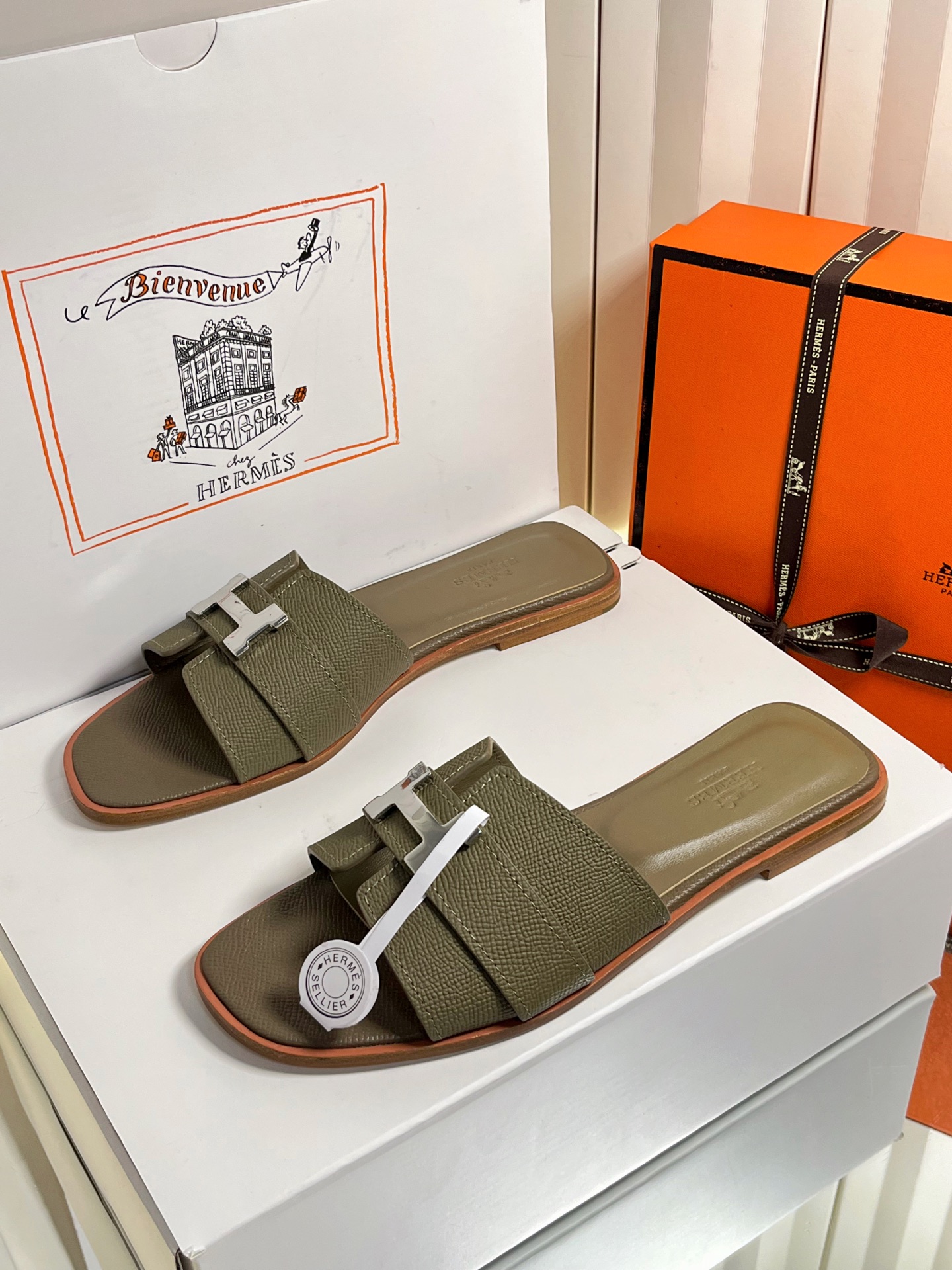 Hermes Slides