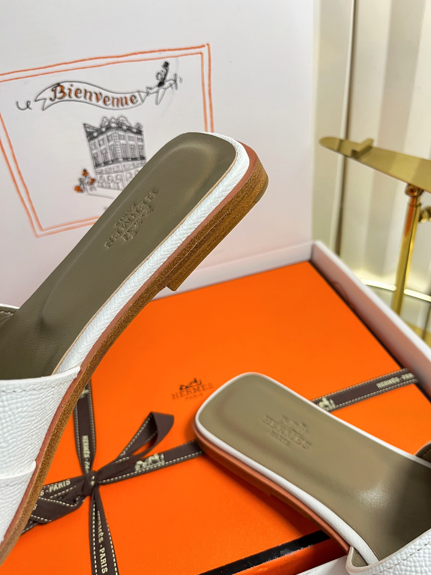 Hermes Slides