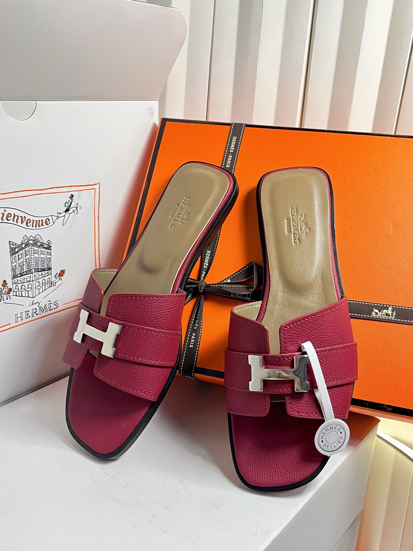 Hermes Slides