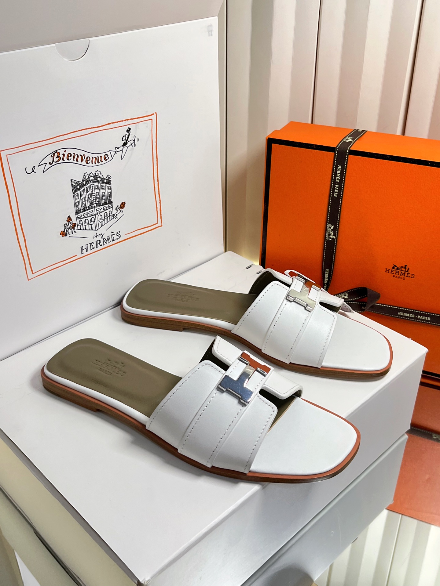 Hermes Slides