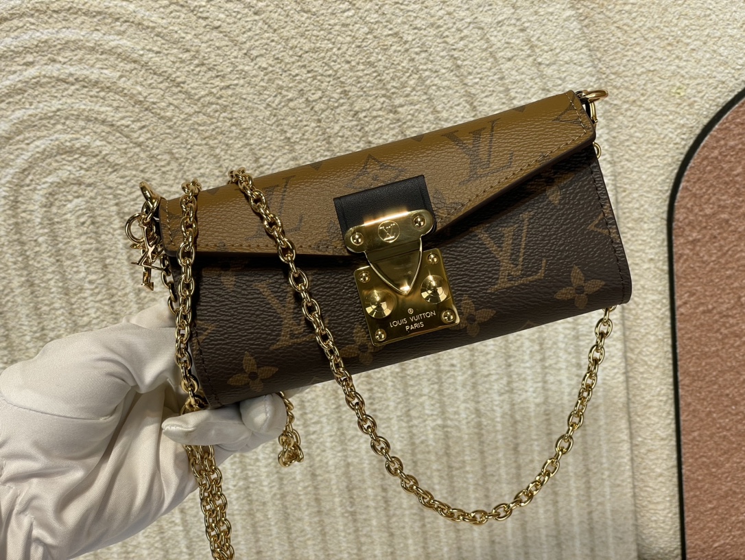 Louis Vuitton Top purchasing agent