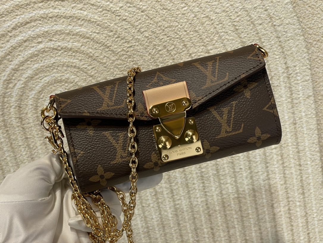 Louis Vuitton Exclusive real shots from top purchasing agents