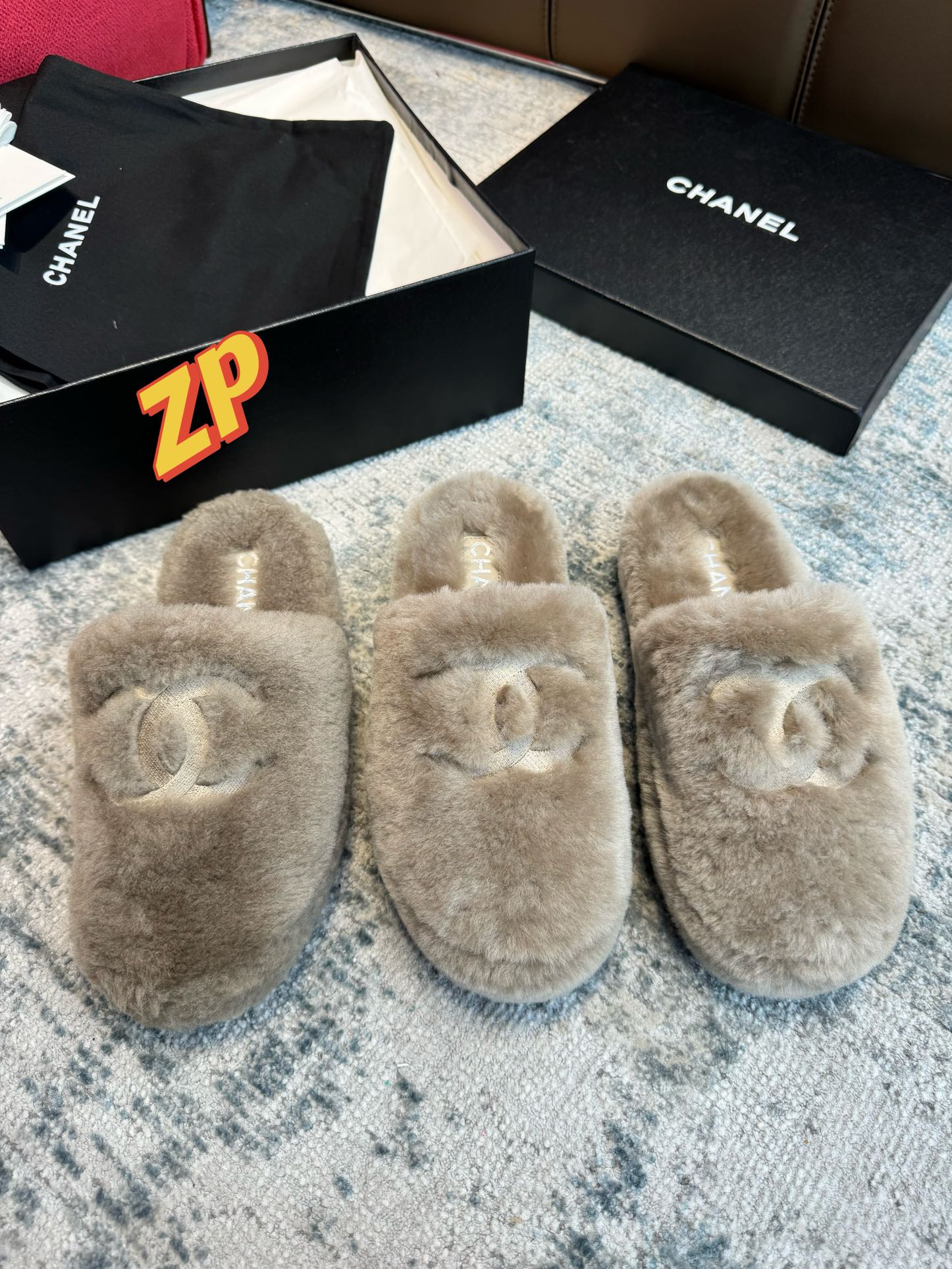 NO:460328,Z big product, no original version, one to one high-end quality, fur shoes19860909Z大货 无原版不开发,一比一高端品质,毛毛鞋,Women's Shoes