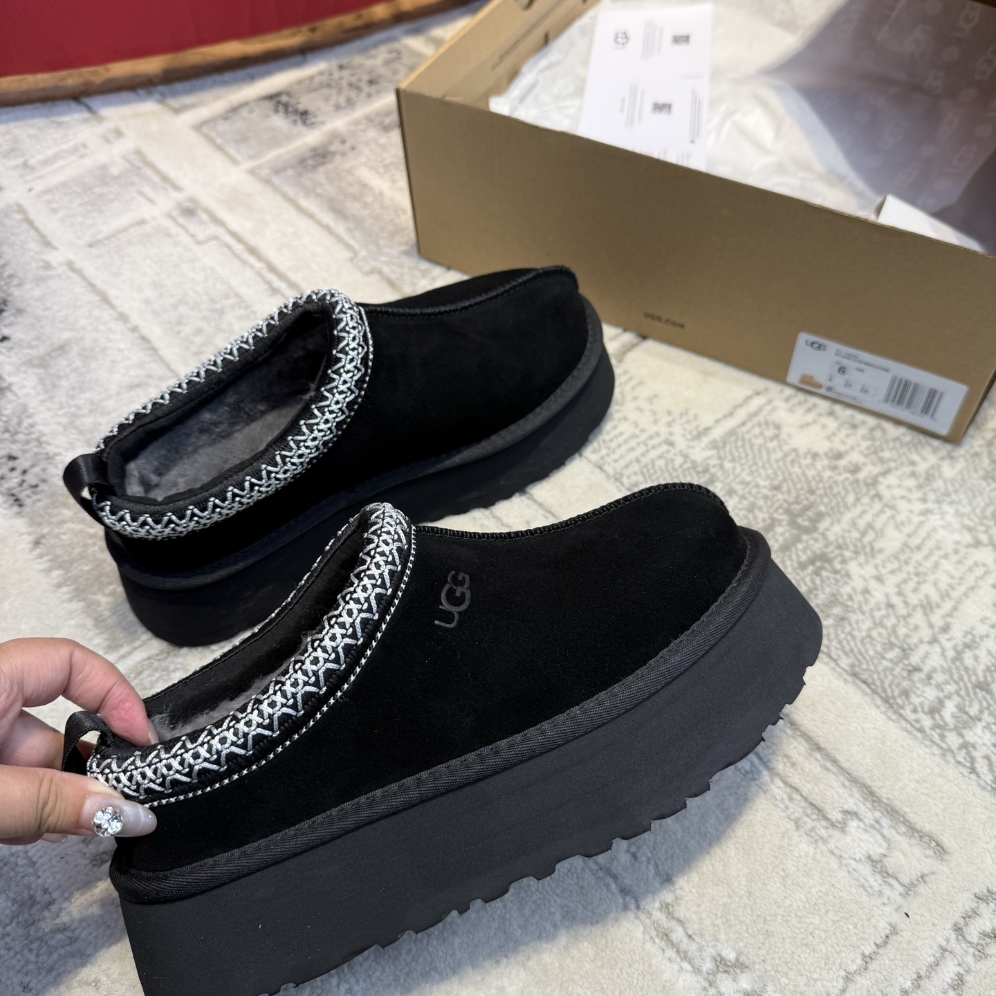 NO:615242,More details, half-flop furry shoes19860909更多细节,半拖毛毛鞋,Women's Shoes