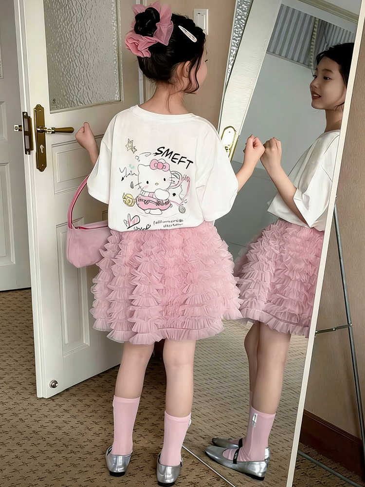 109.9@ one set running volume ✅Sweet essential! KT cat tutu skirt set 110-170 sizes 🤍 White-pink sweet style | Runaway…
